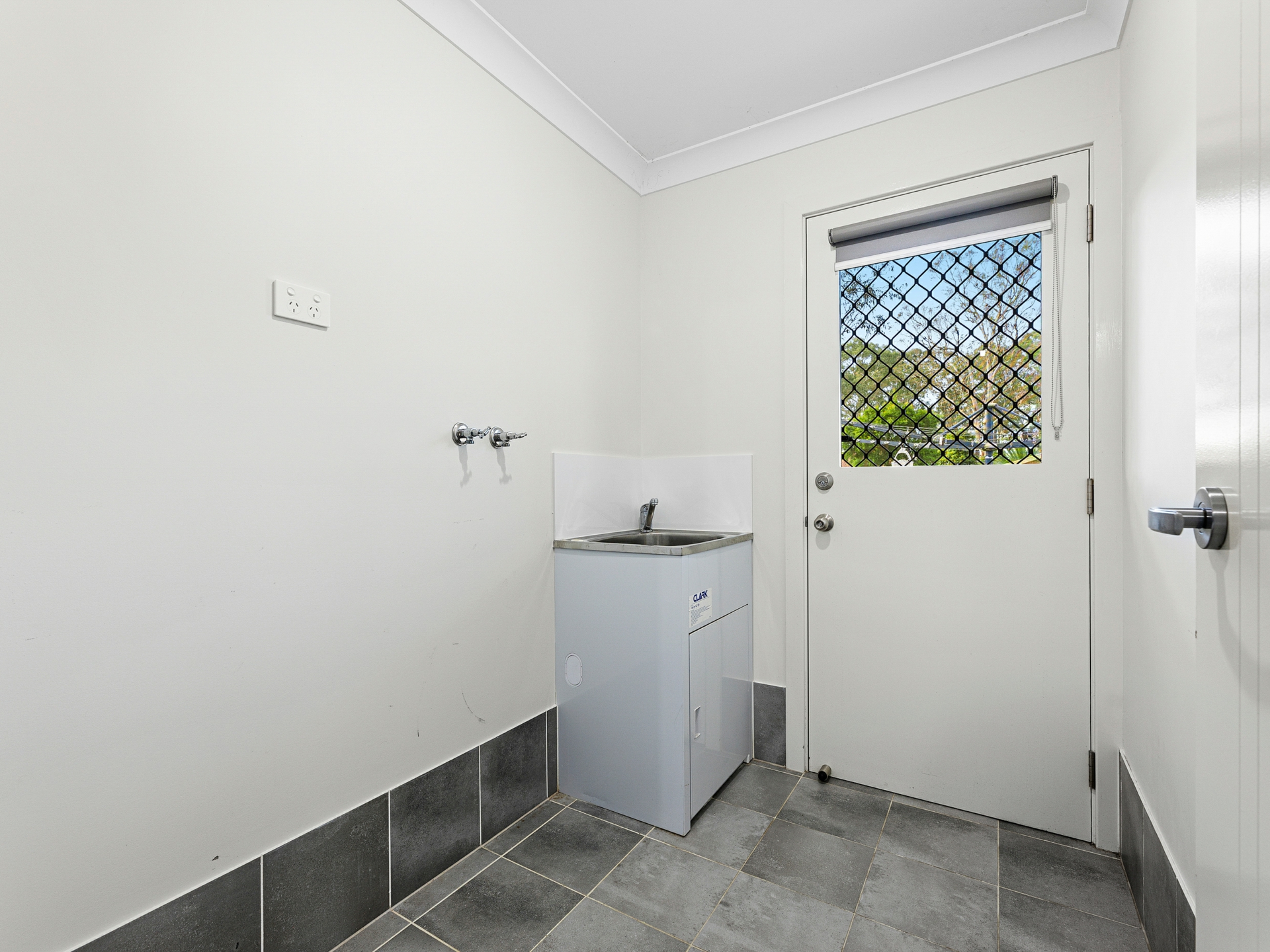 6 Joy Place, MORUYA