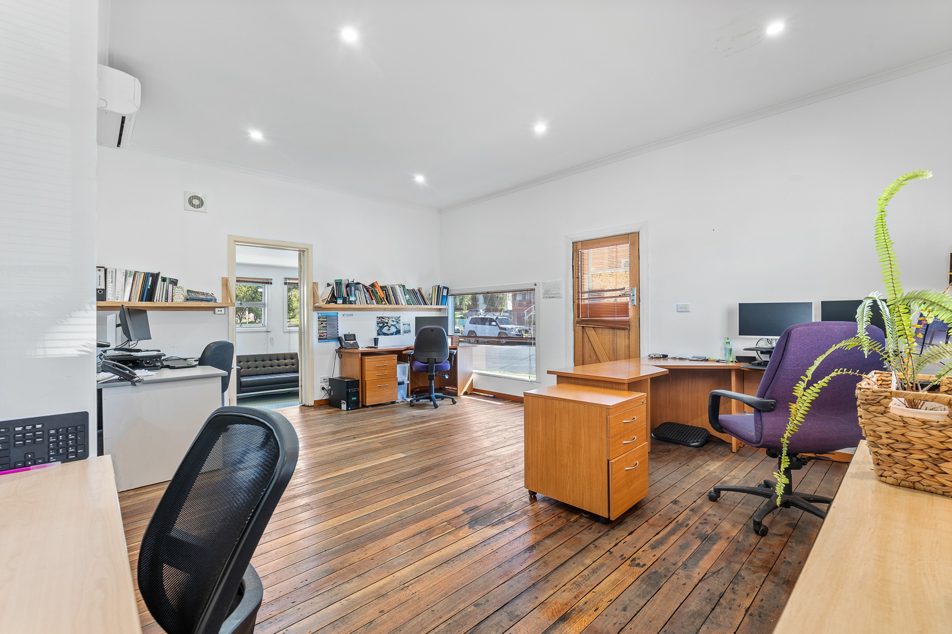 10 Page Street, MORUYA