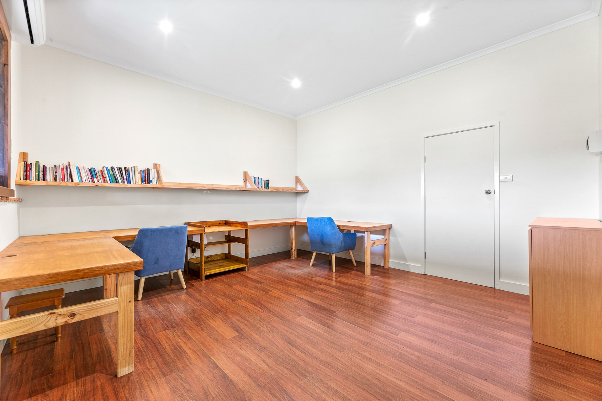 10 Page Street, MORUYA