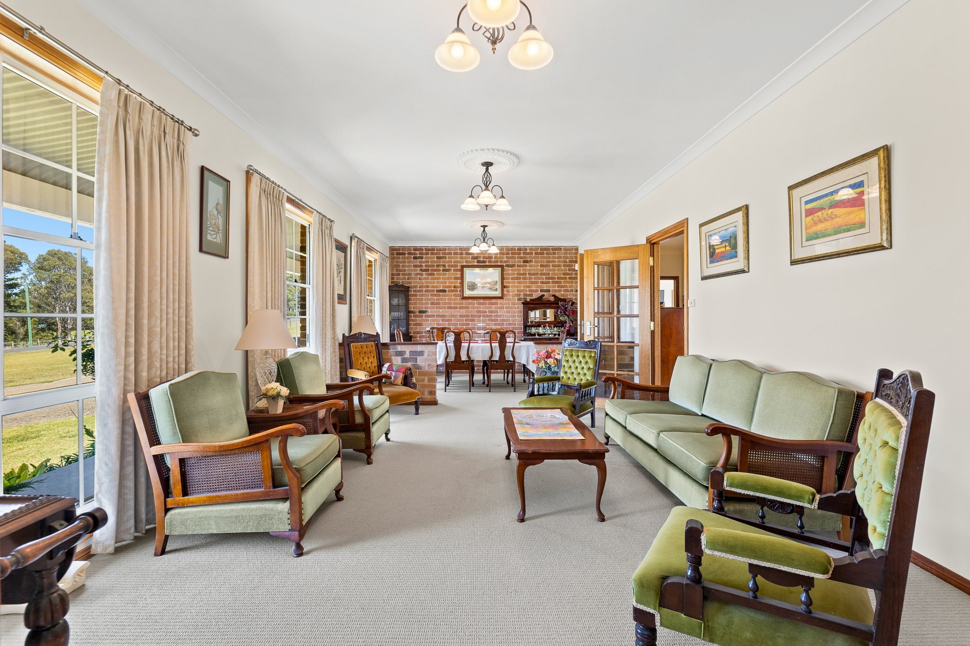8 Mountain View Road, MORUYA