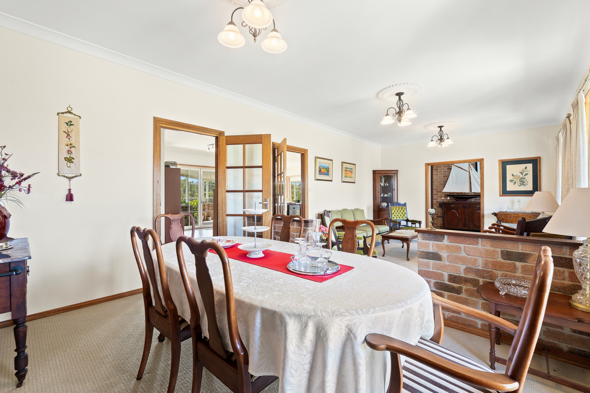 8 Mountain View Road, MORUYA
