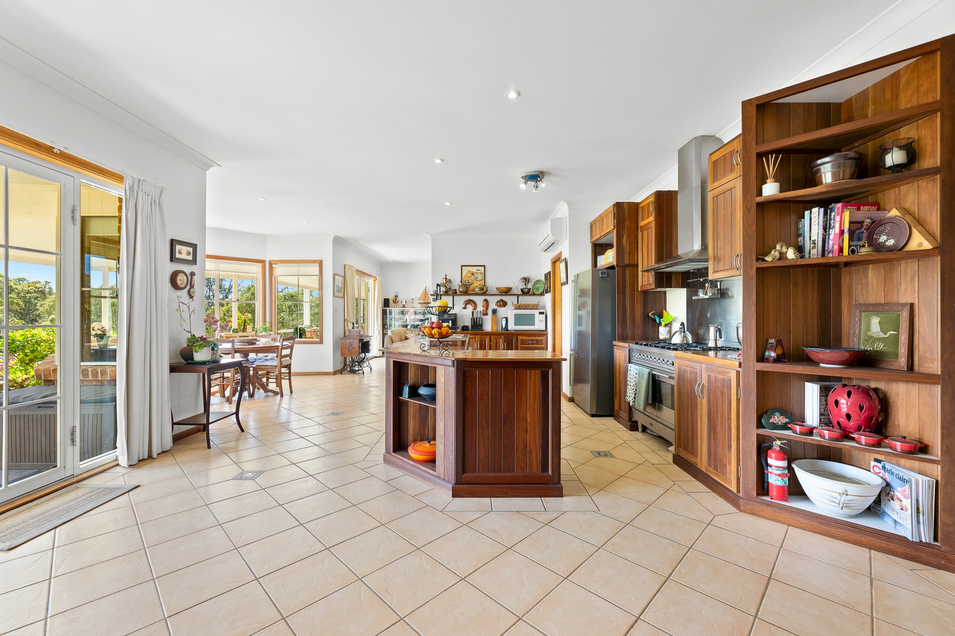8 Mountain View Road, MORUYA