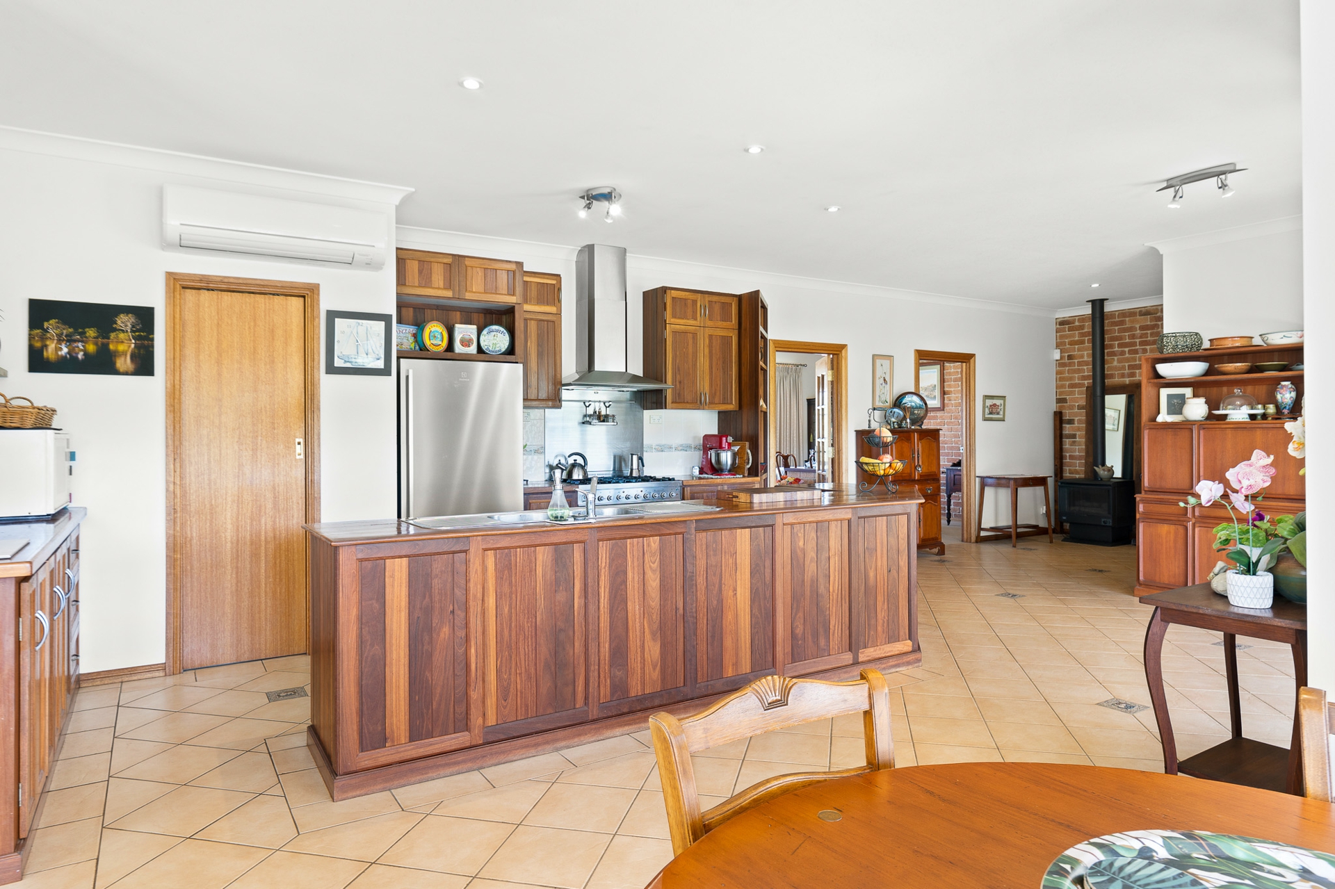 8 Mountain View Road, MORUYA