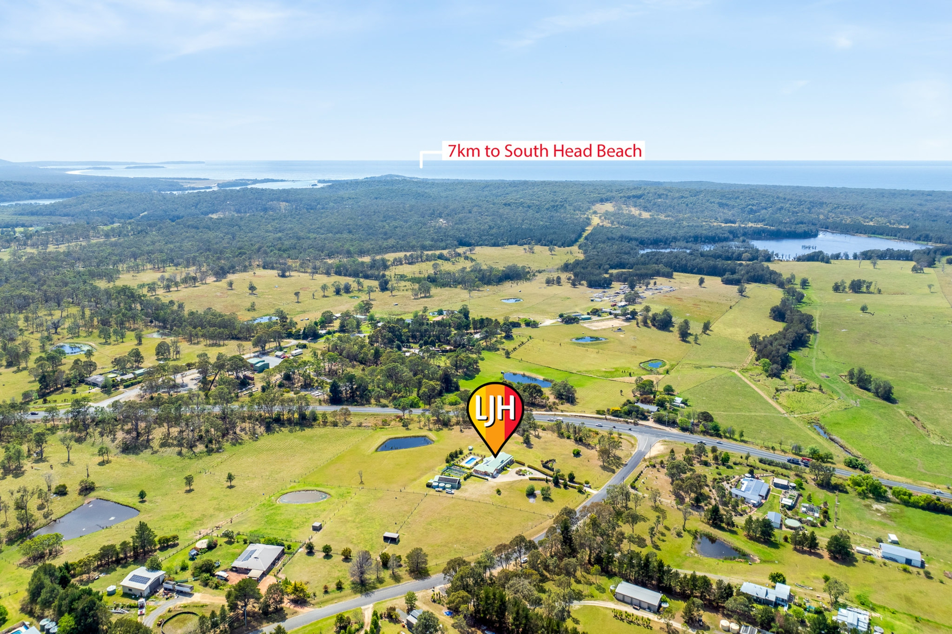 8 Mountain View Road, MORUYA