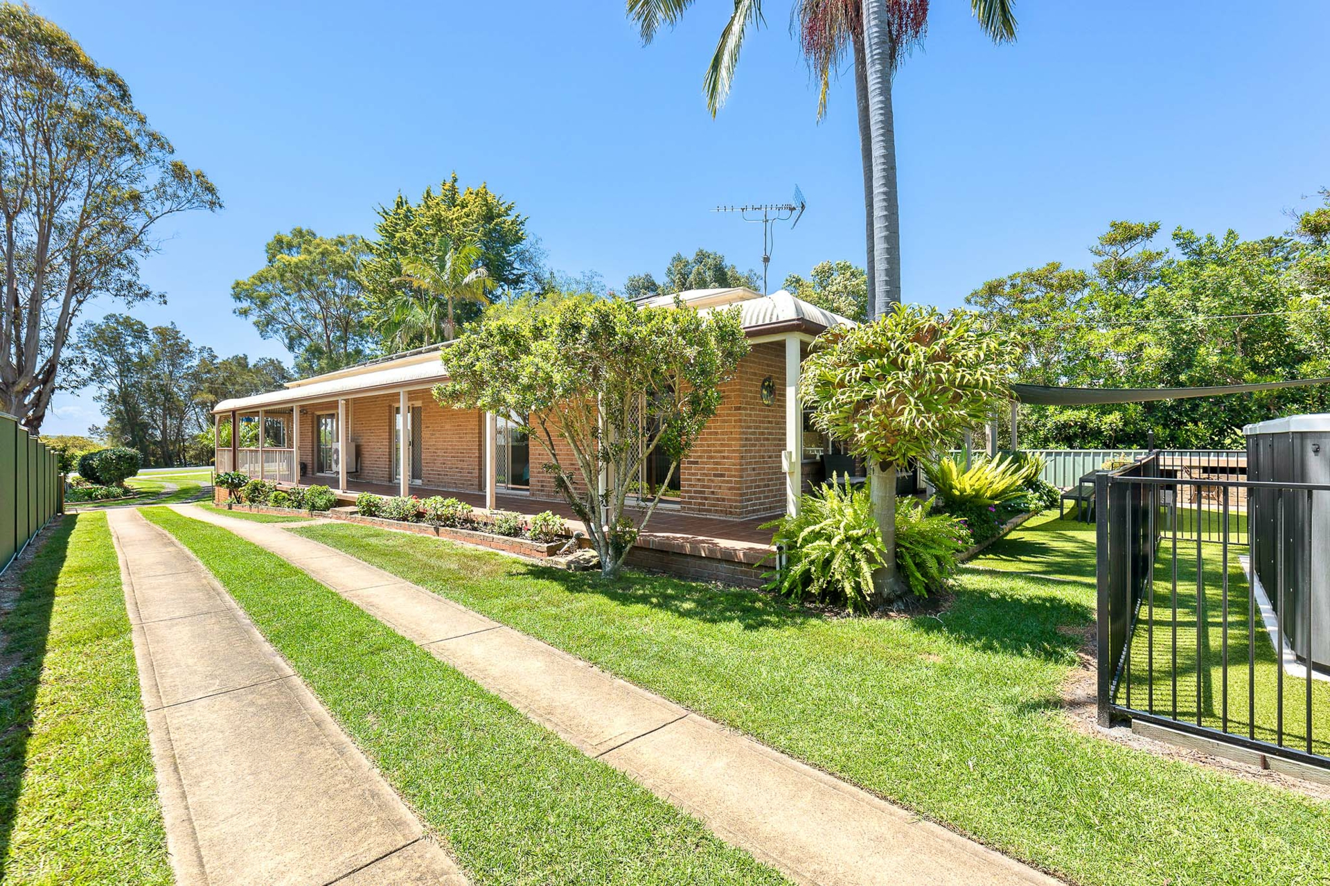 359 South Head Road, MORUYA HEADS