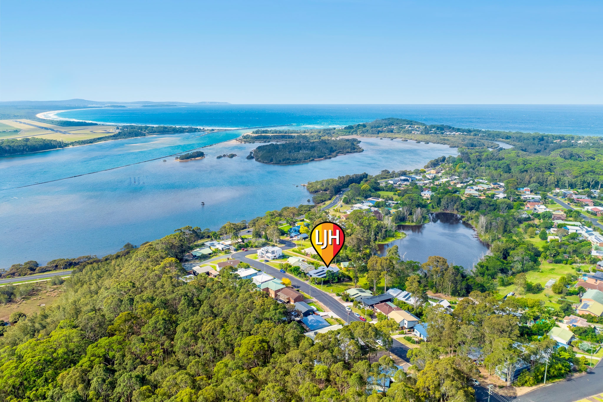 8 Hazel Road, MORUYA HEADS