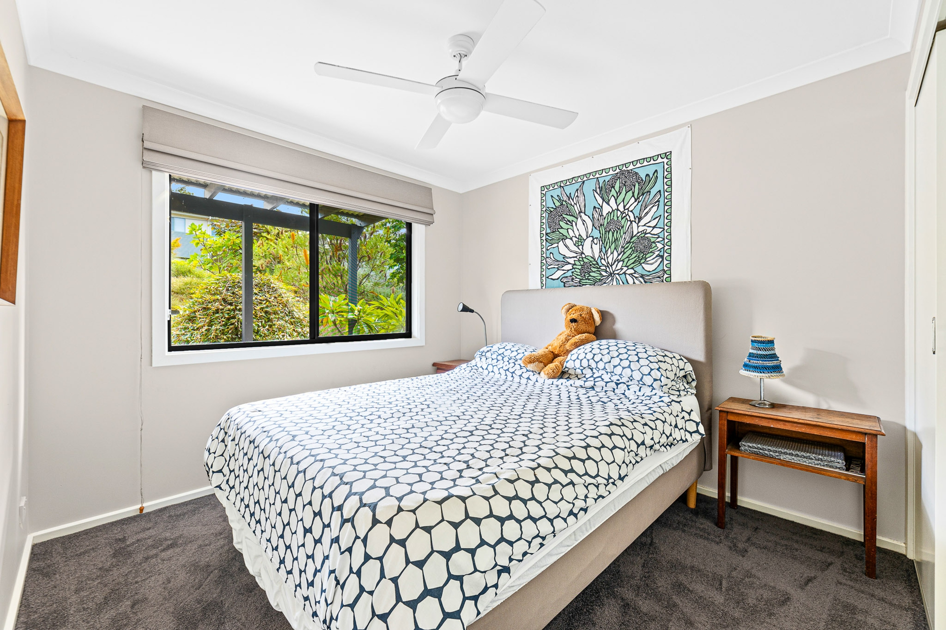 8 Hazel Road, MORUYA HEADS