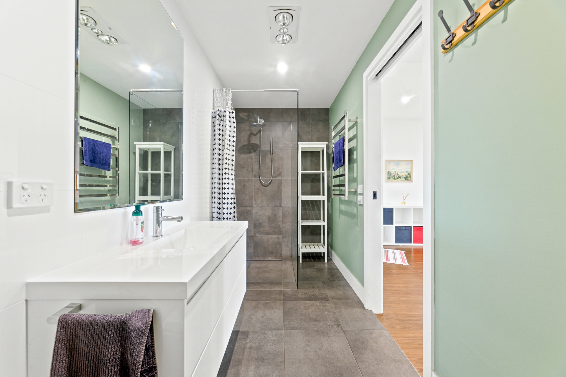 8 Hazel Road, MORUYA HEADS