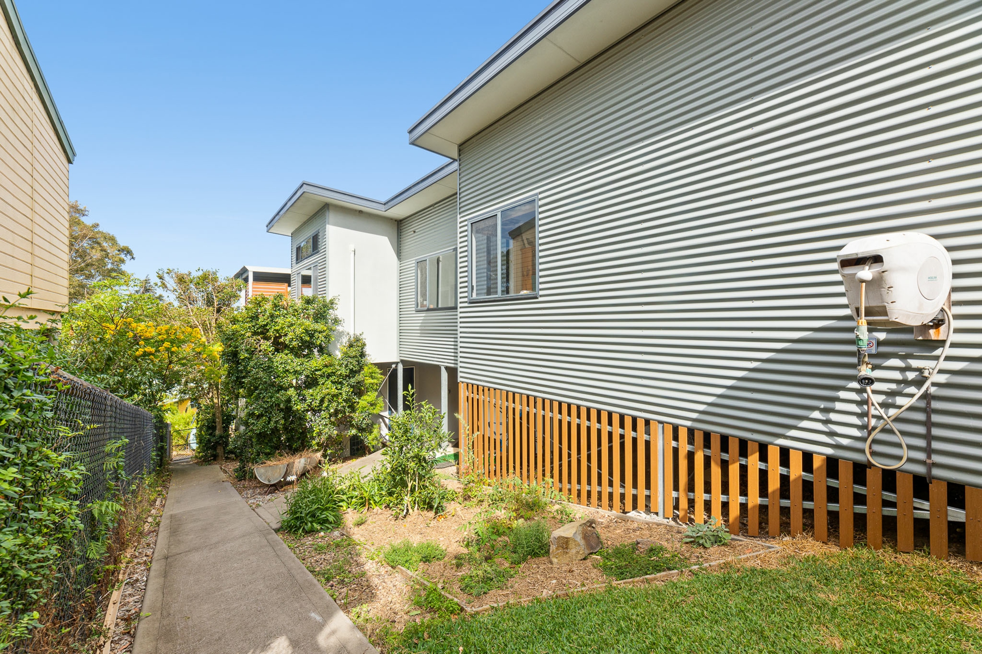 8 Hazel Road, MORUYA HEADS