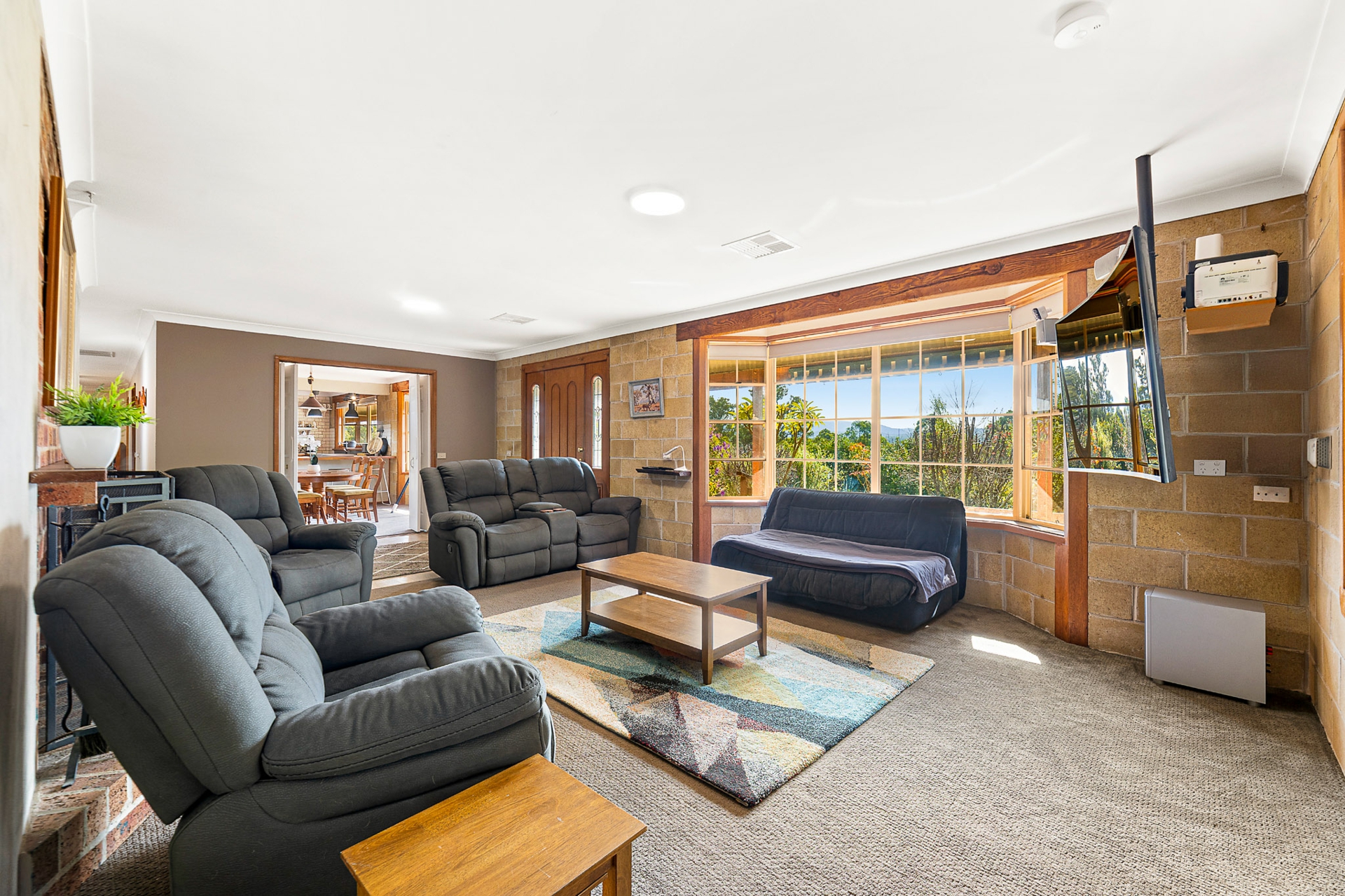 9 Wamban Road, MORUYA