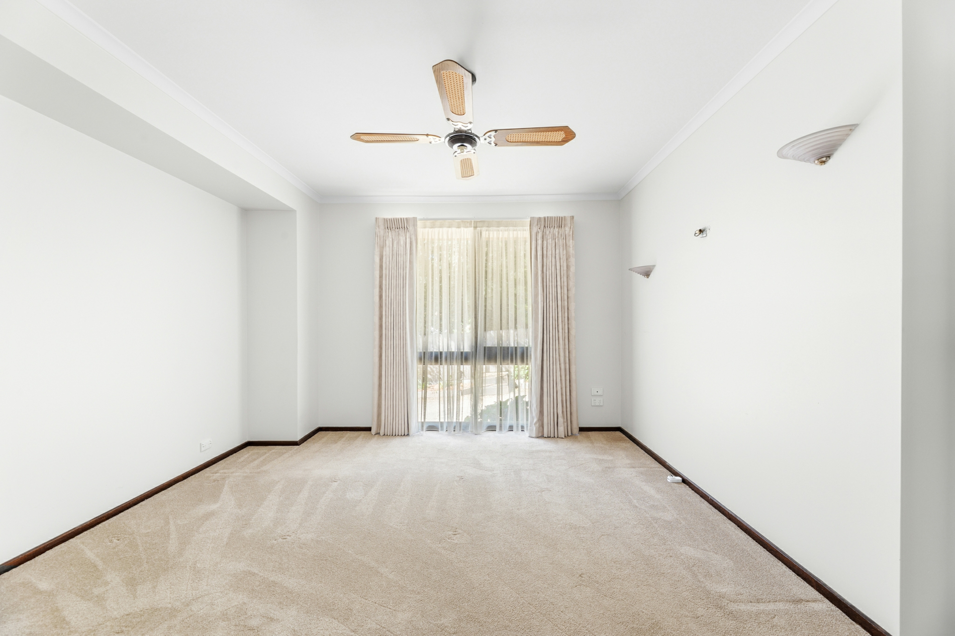 38 Evans Street — photo 12 of 26
