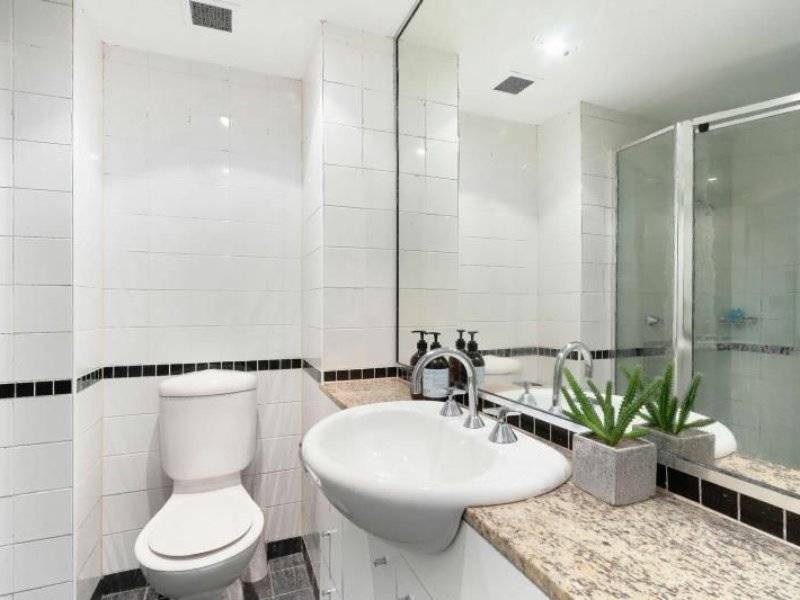 108/2 Jones Bay Rd, PYRMONT