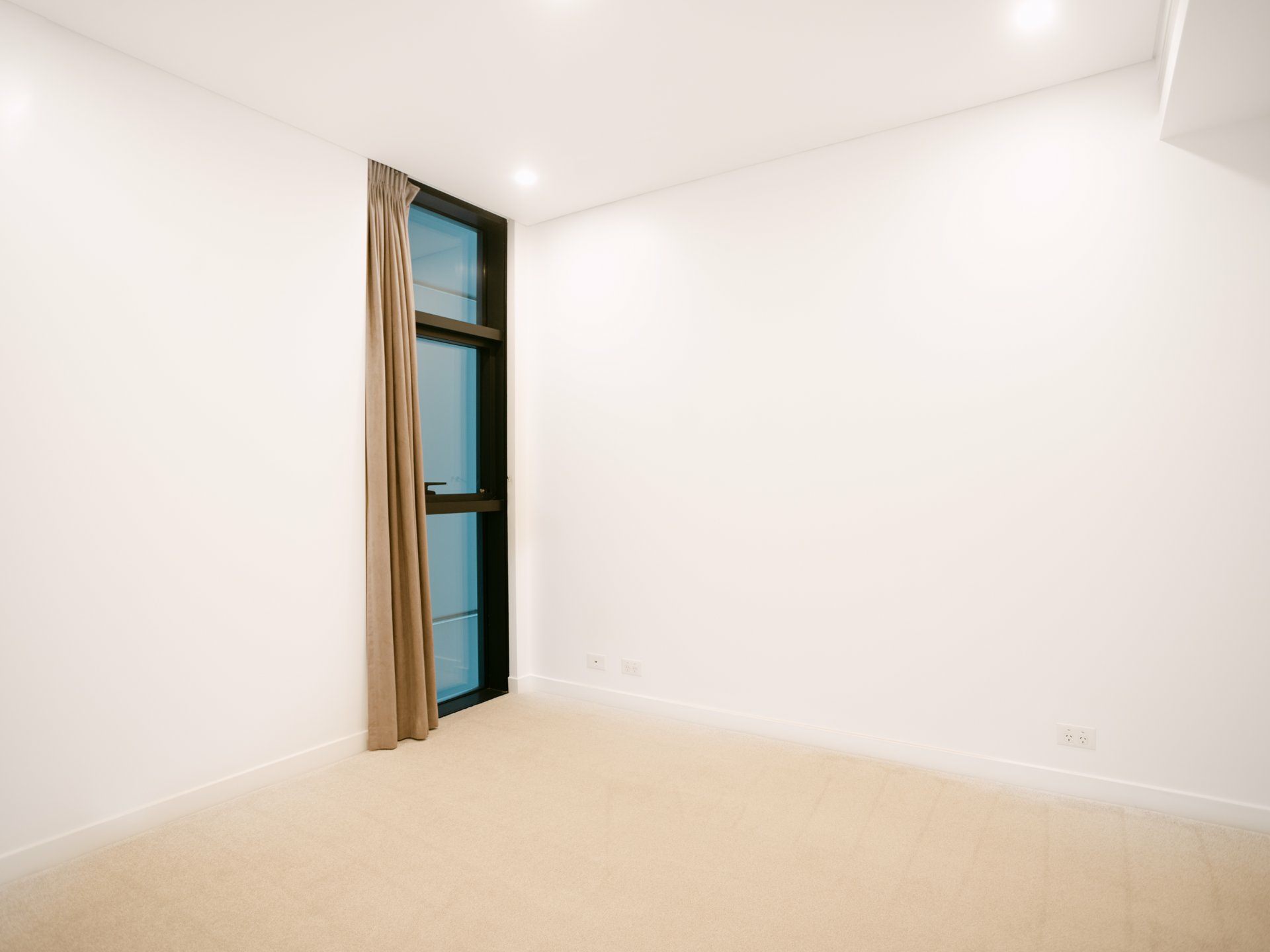 Level 34/ 101 Bathurst Street — photo 6 of 13