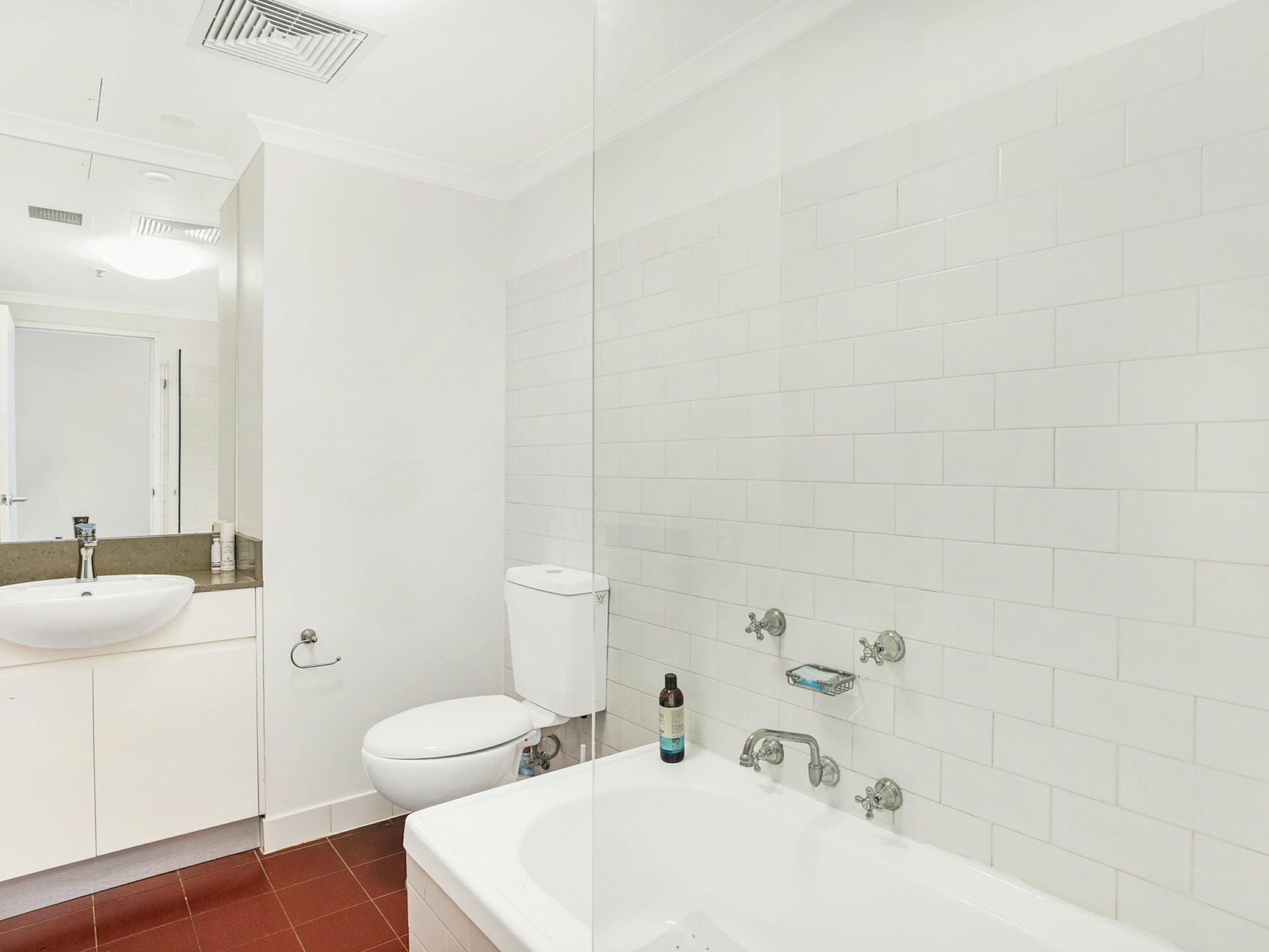 1118/243 Pyrmont St — photo 5 of 6