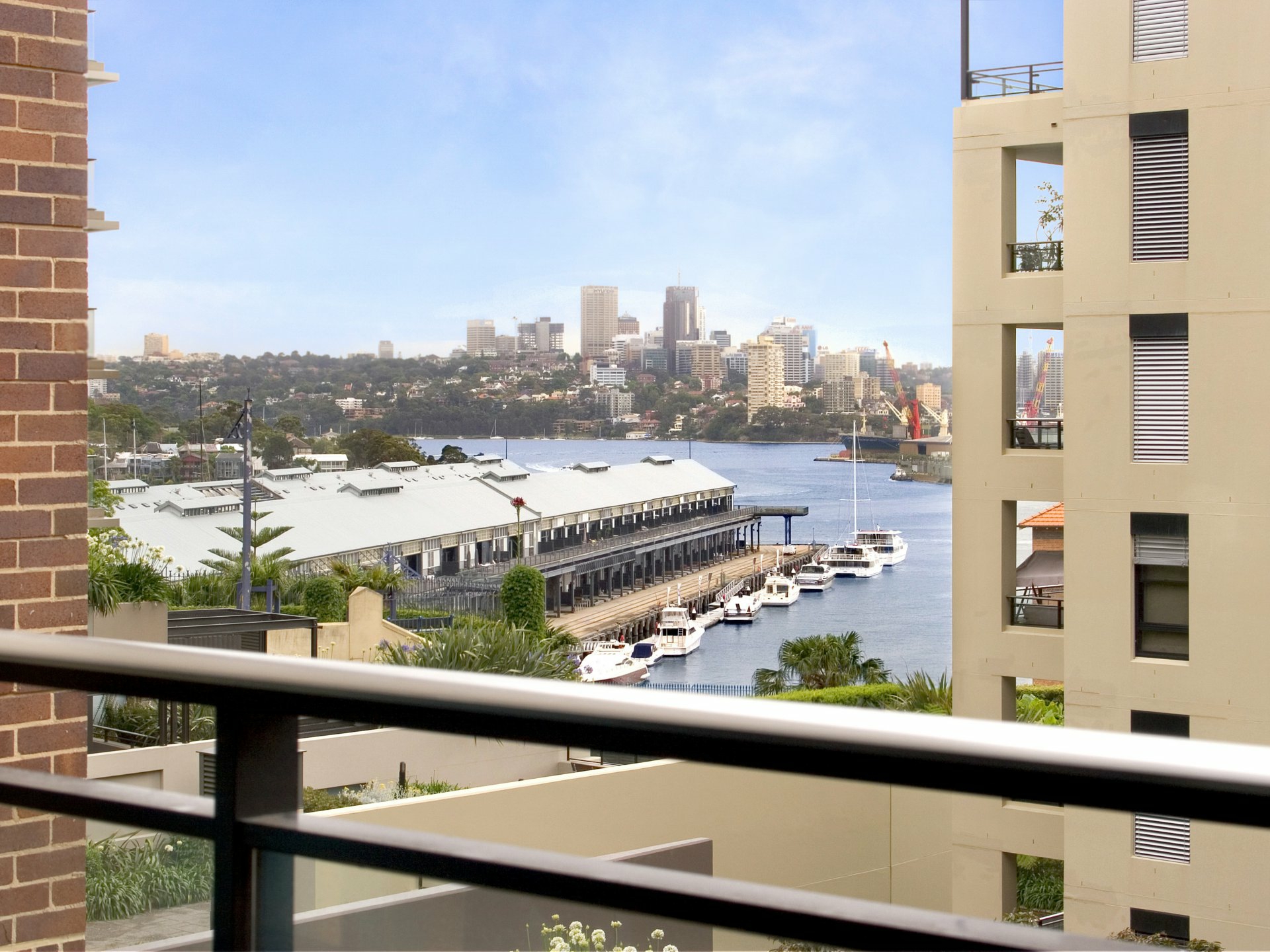 E605/26 Point Street — photo from LJ Hooker Pyrmont