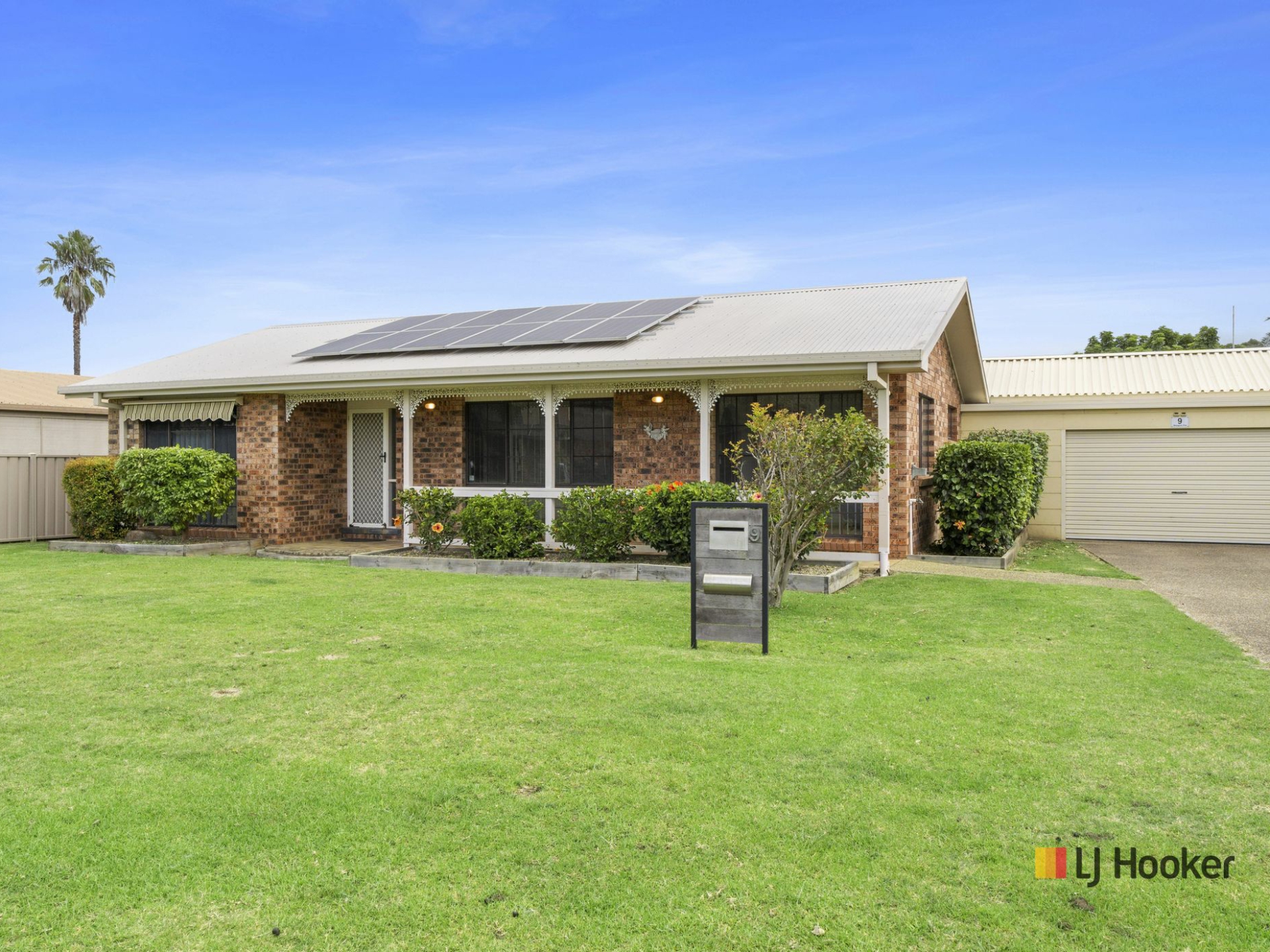 9 Blue Gum Parade, Maloneys Beach