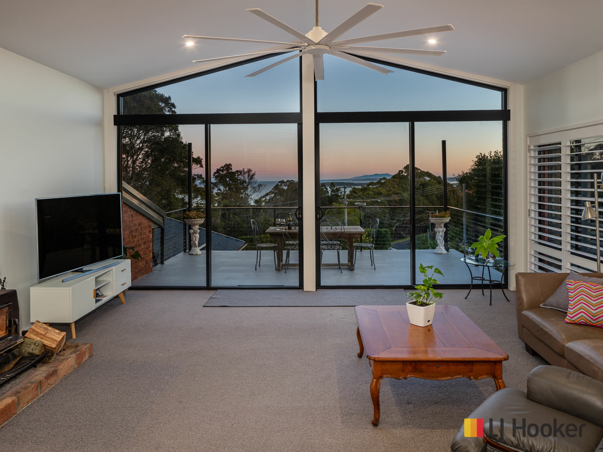 11 Barlings Drive, TOMAKIN