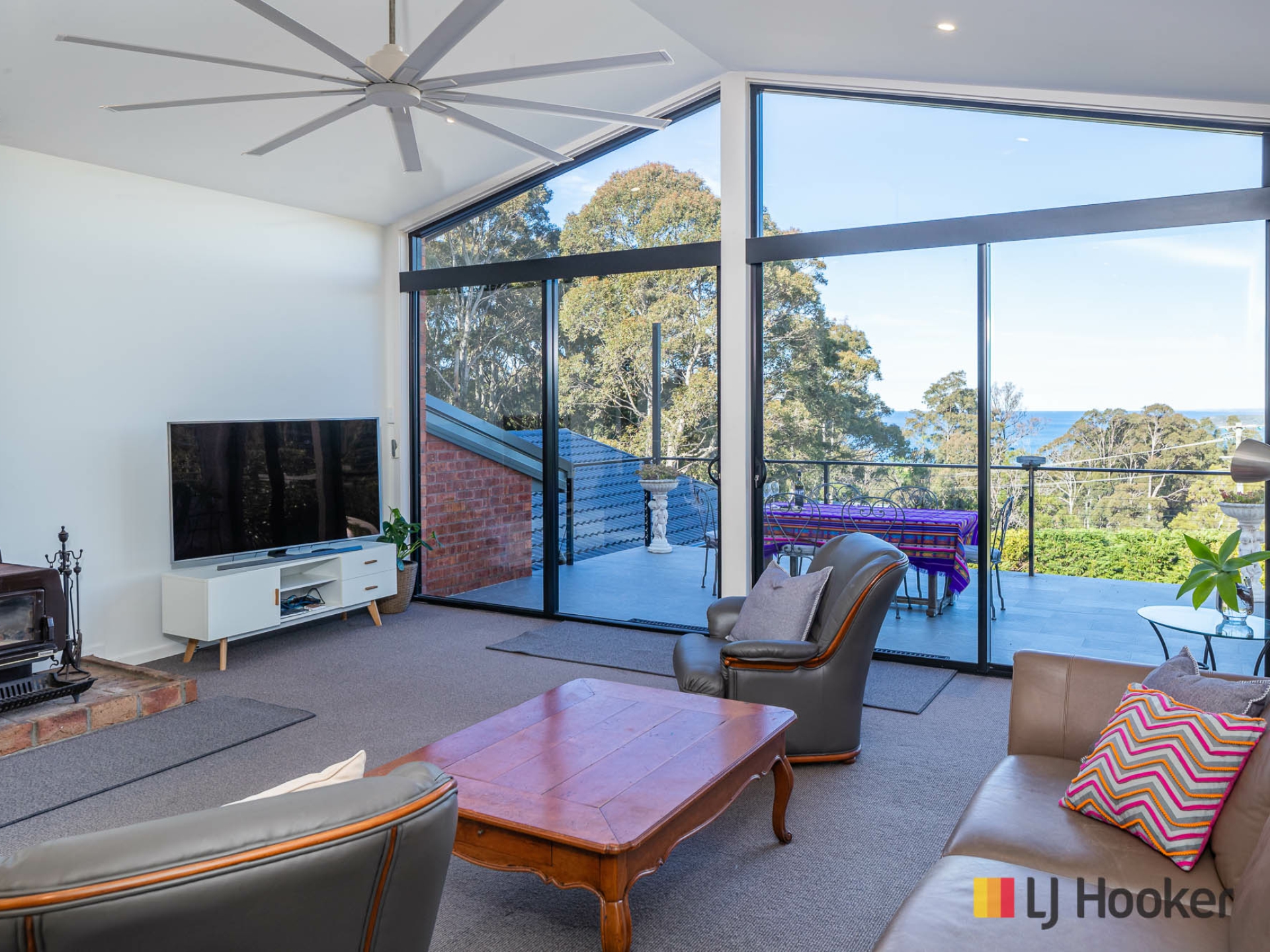 11 Barlings Drive, TOMAKIN