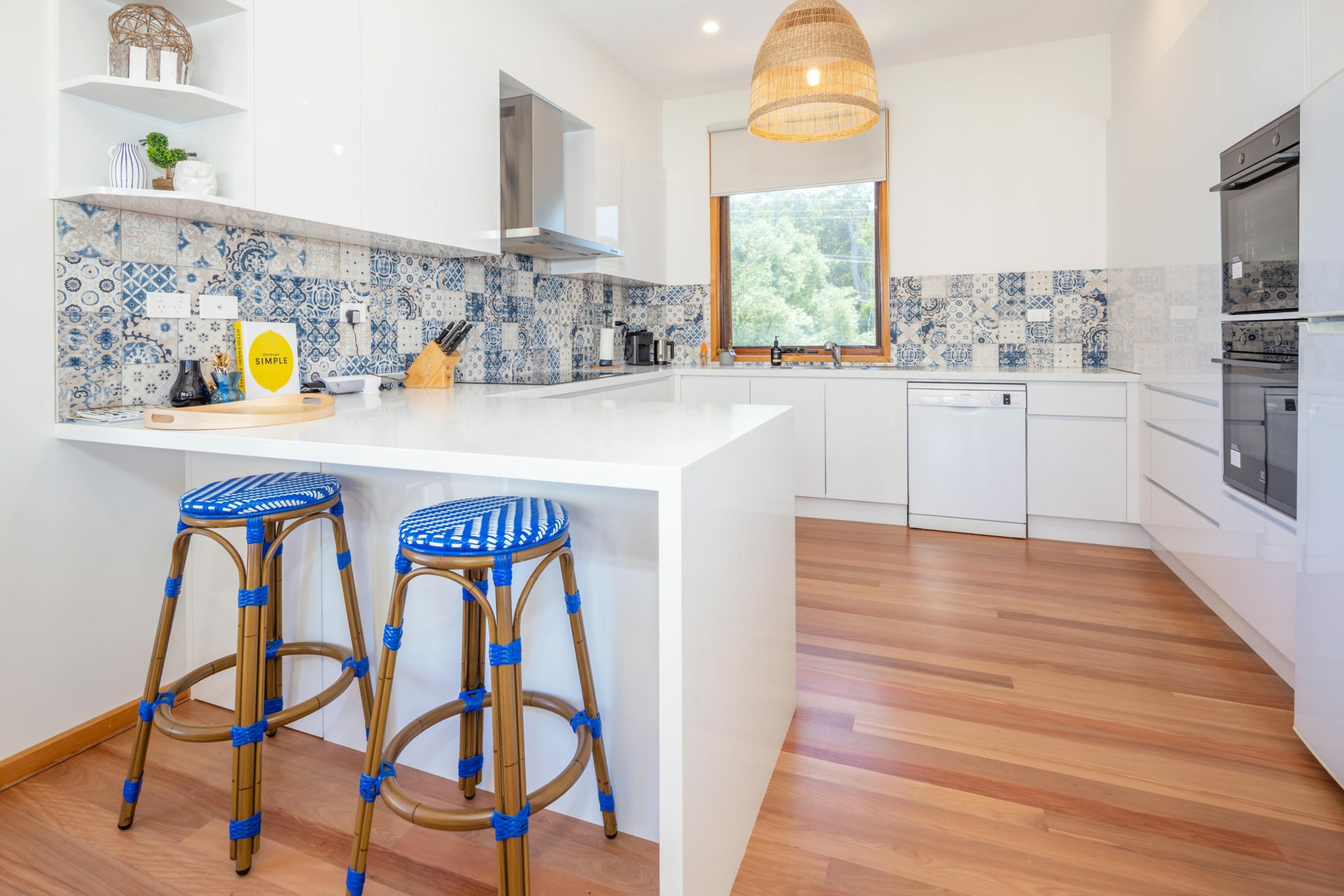 16 Sandy Place — photo 3 of 21