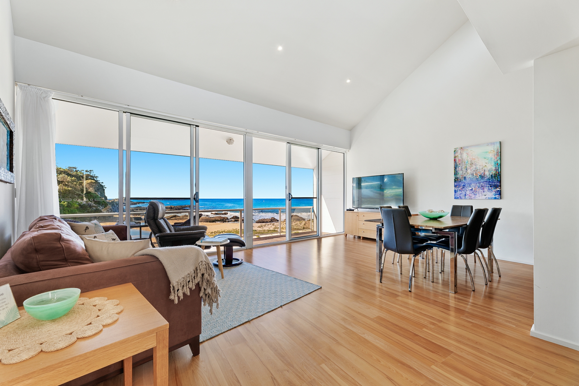 Malua Bay, 2536 — photo 4 of 20