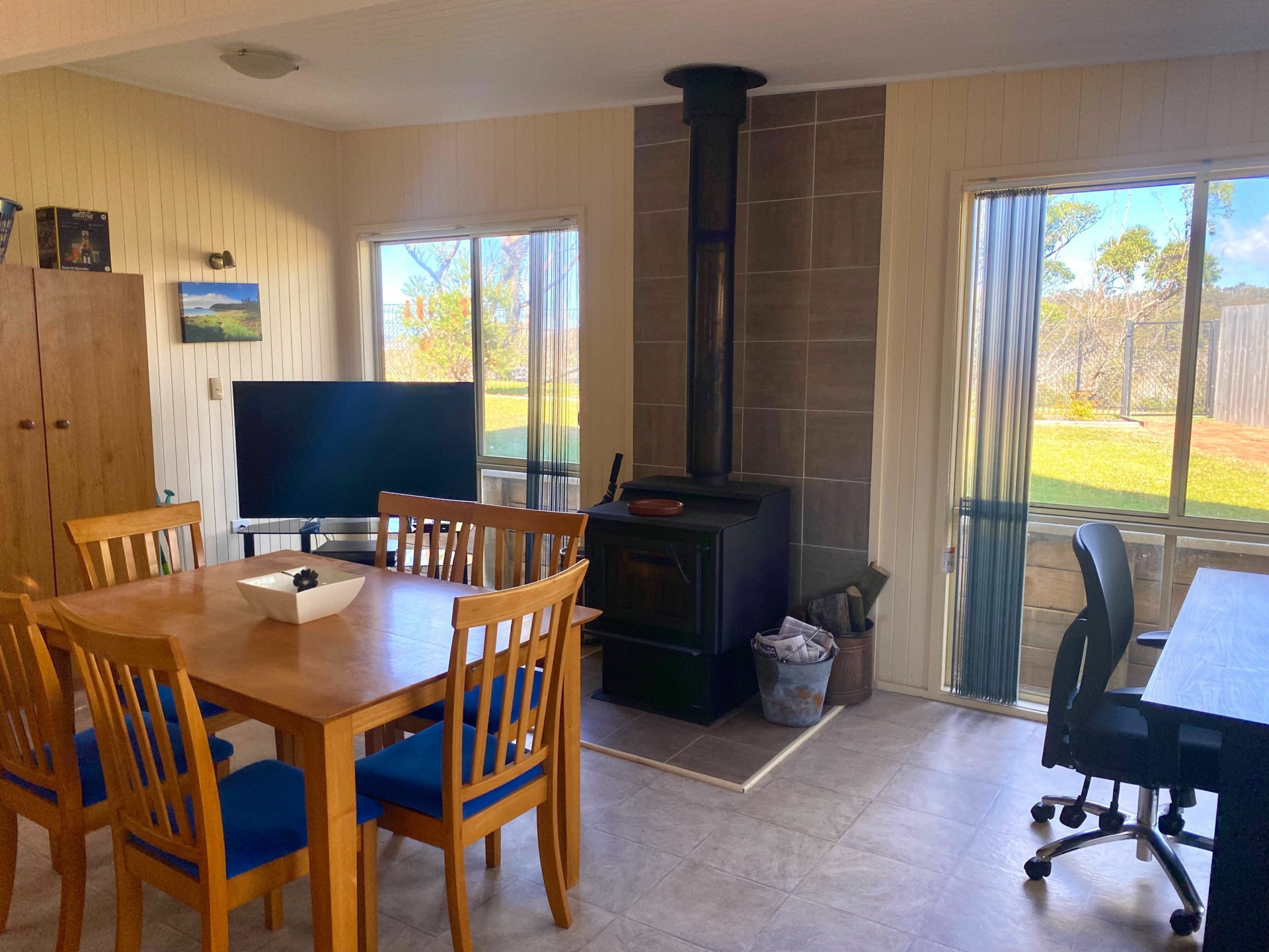 84 Illabunda Drive — photo 4 of 22