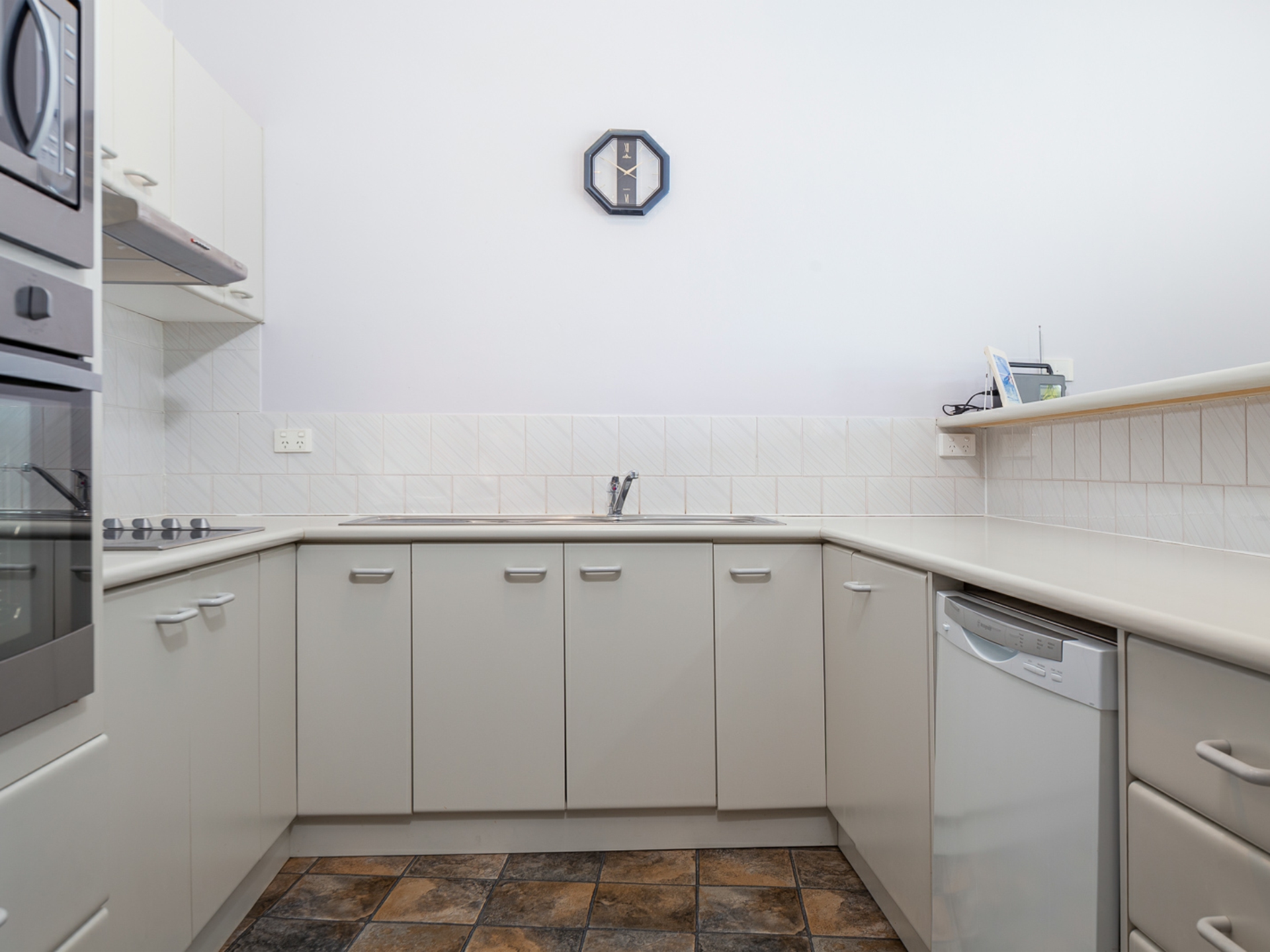 1/16 Kuppa Avenue, MALUA BAY