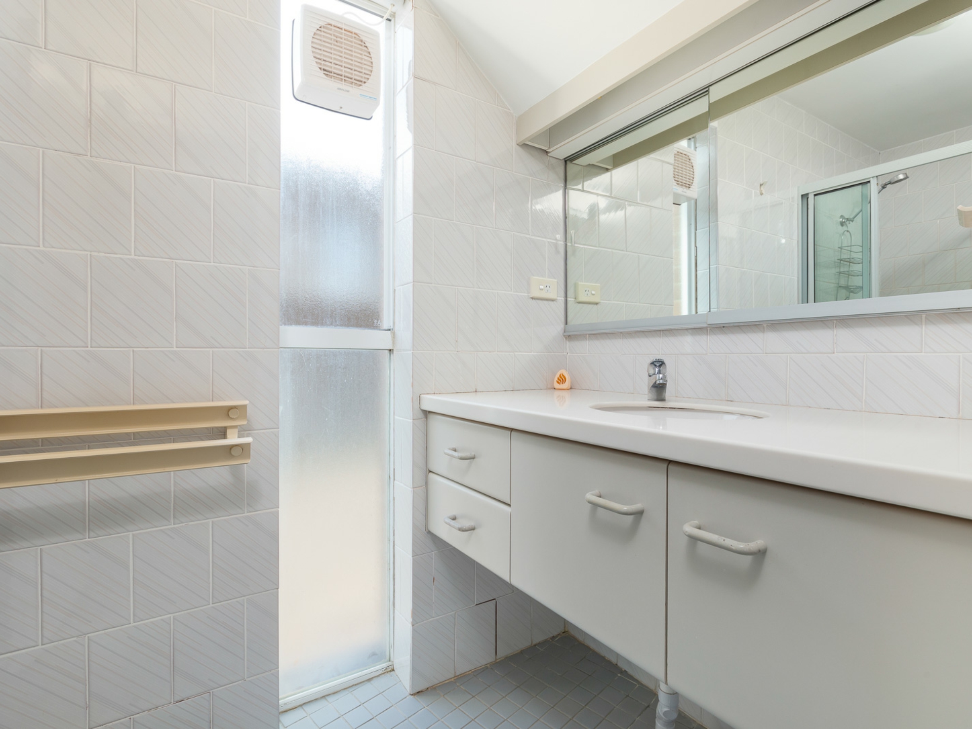 1/16 Kuppa Avenue, MALUA BAY