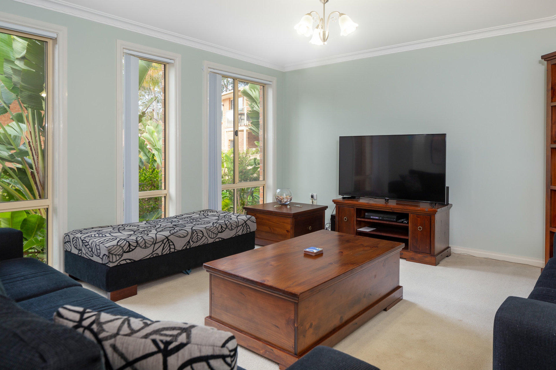 2/6 Edgewood Place — photo 3 of 17