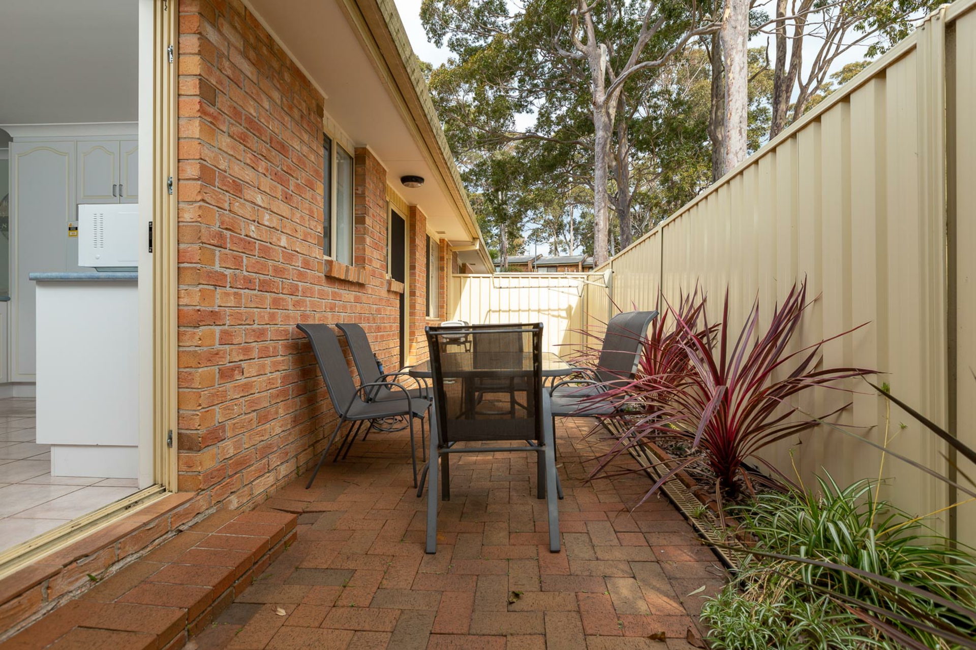 2/6 Edgewood Place — photo 7 of 17
