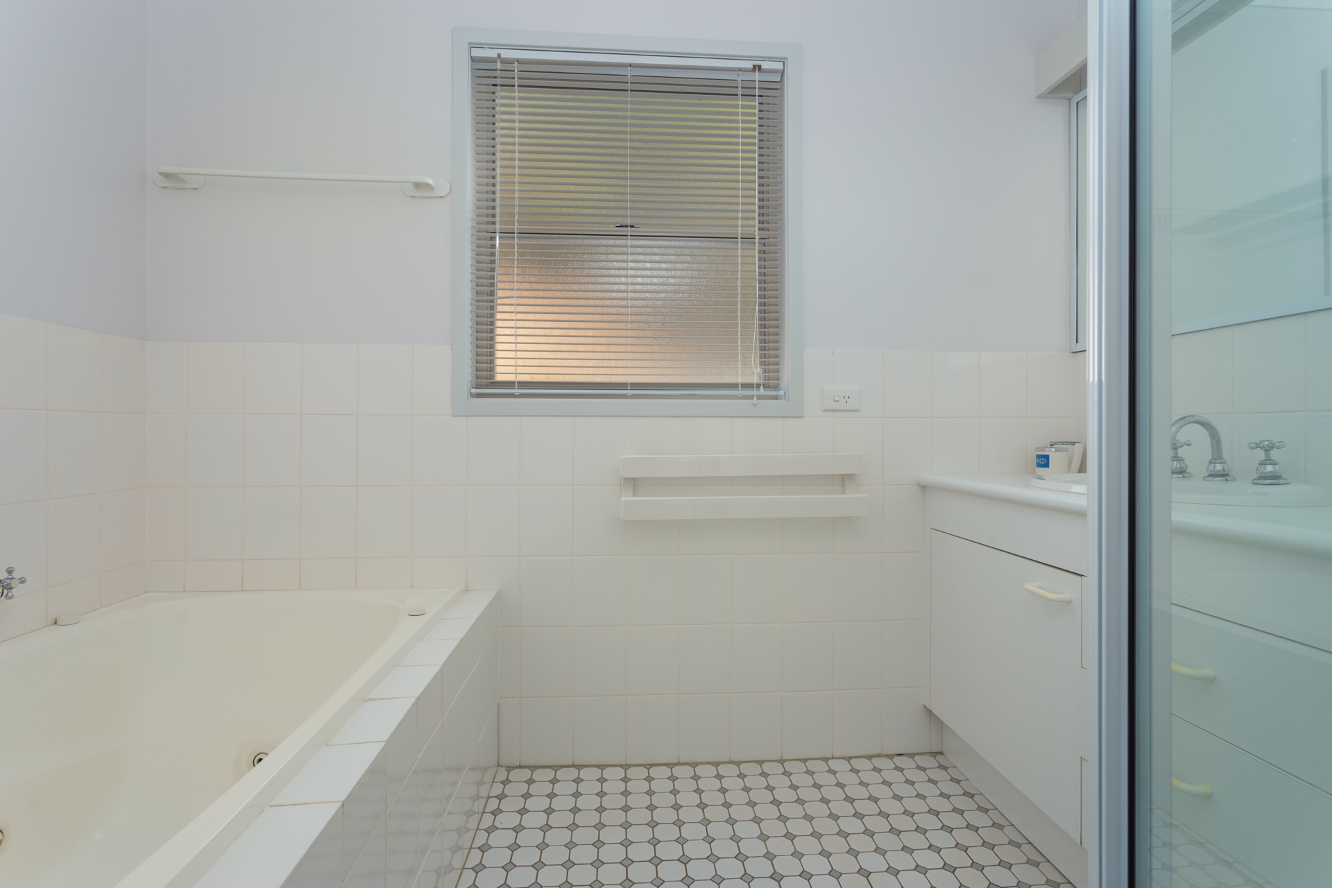 3/5 Edgewood Place — photo 14 of 22