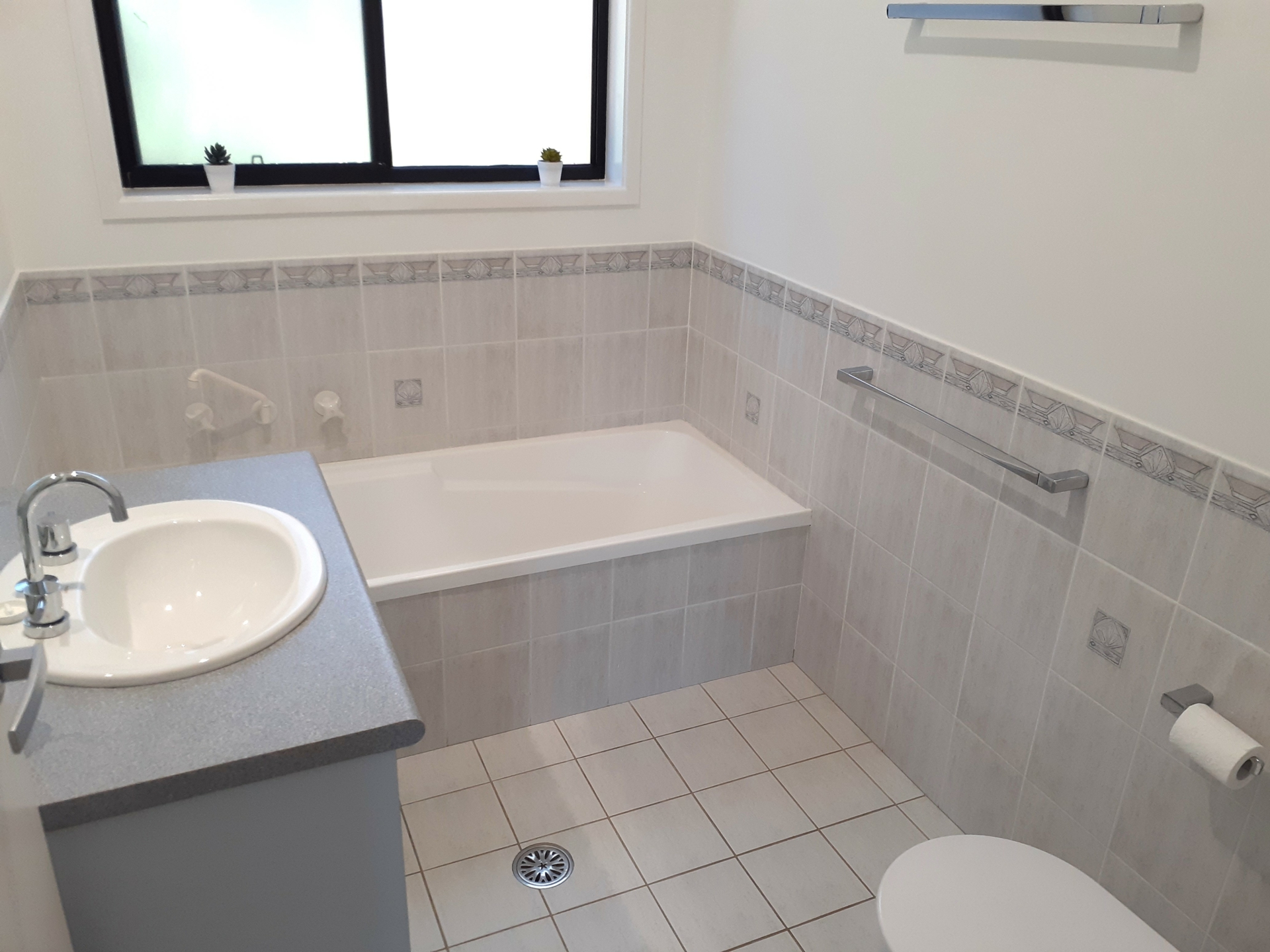 111 Tallawang Avenue — photo 12 of 26