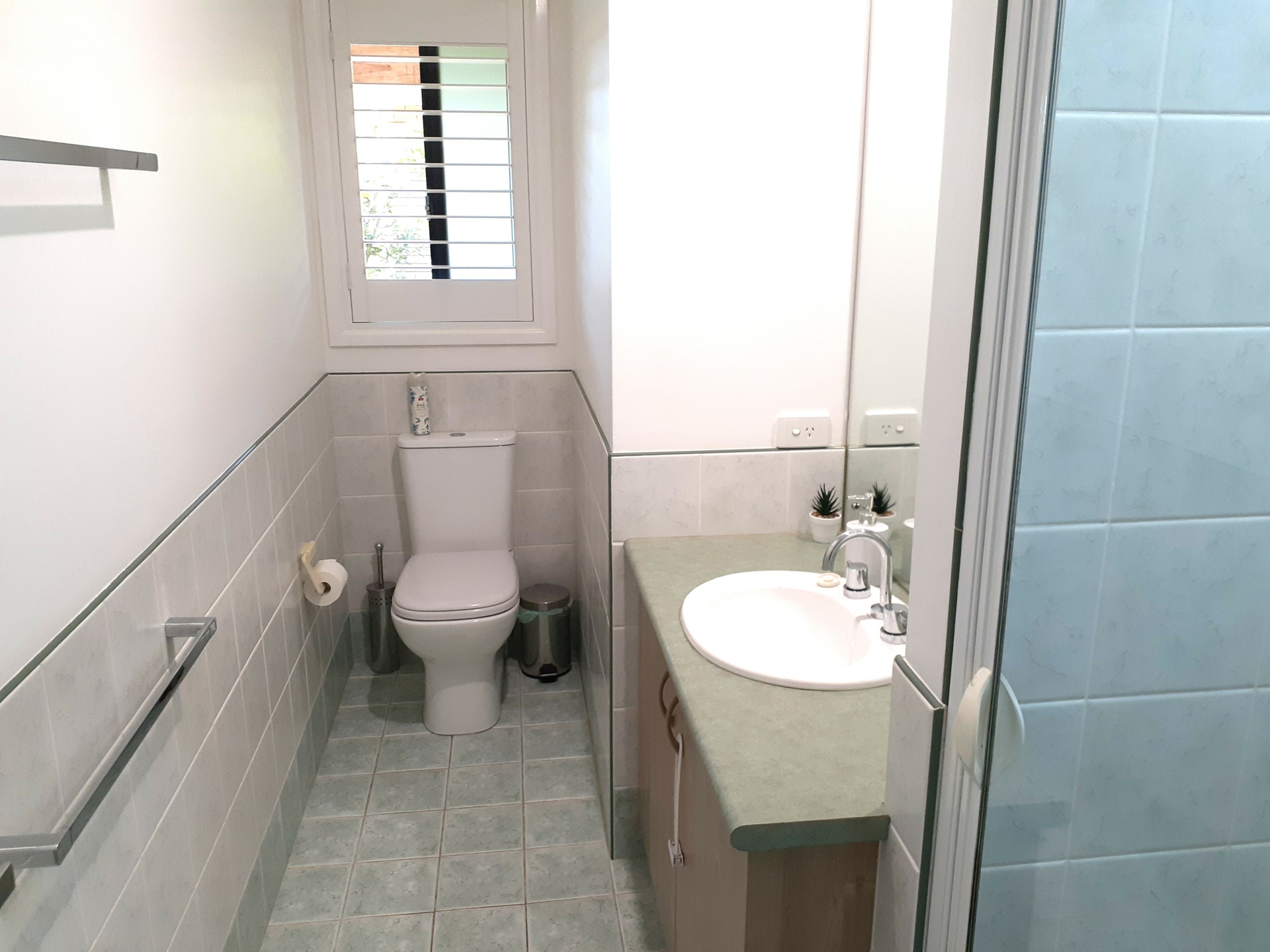 111 Tallawang Avenue — photo 15 of 26