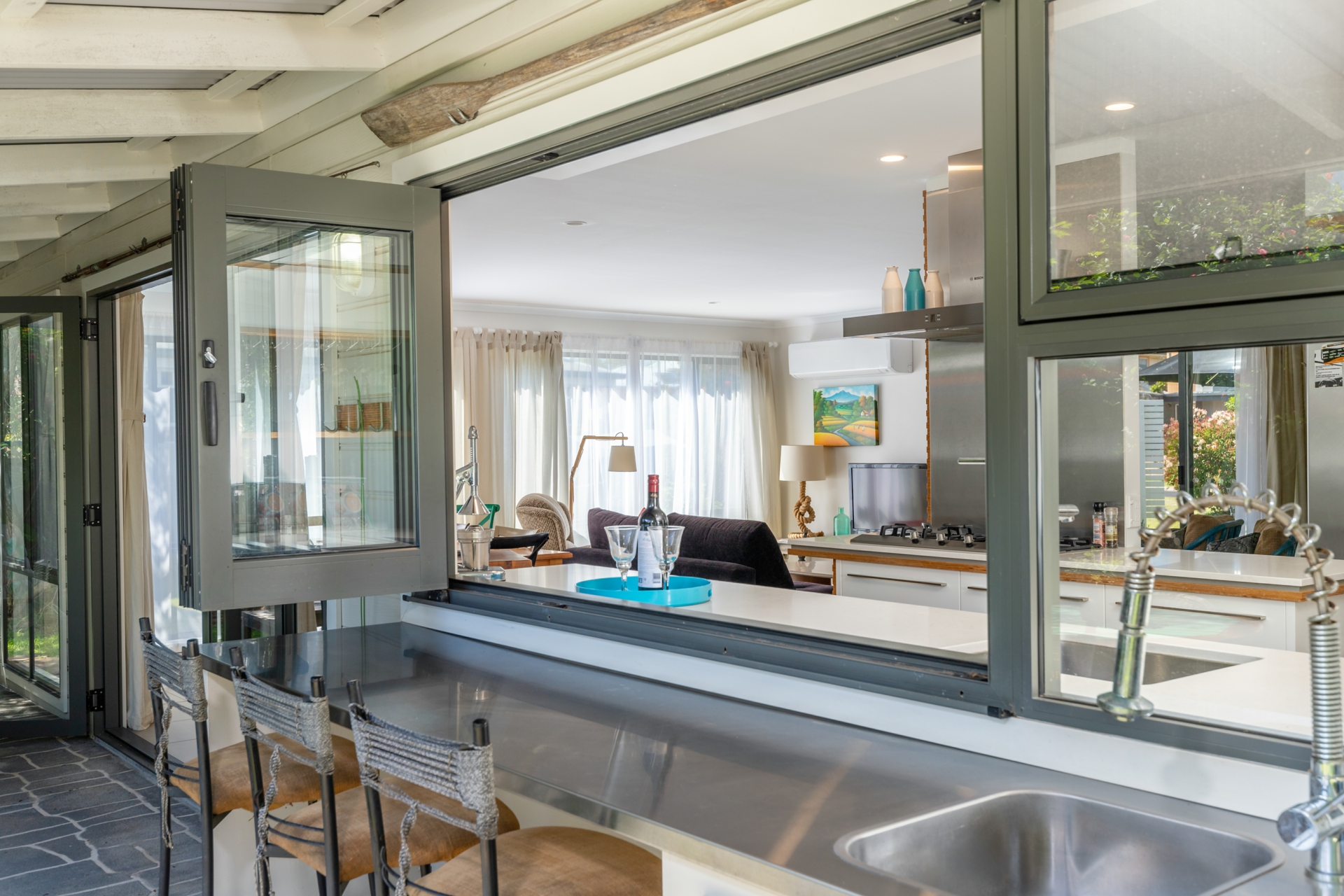 63 Sandy Place, LONG BEACH