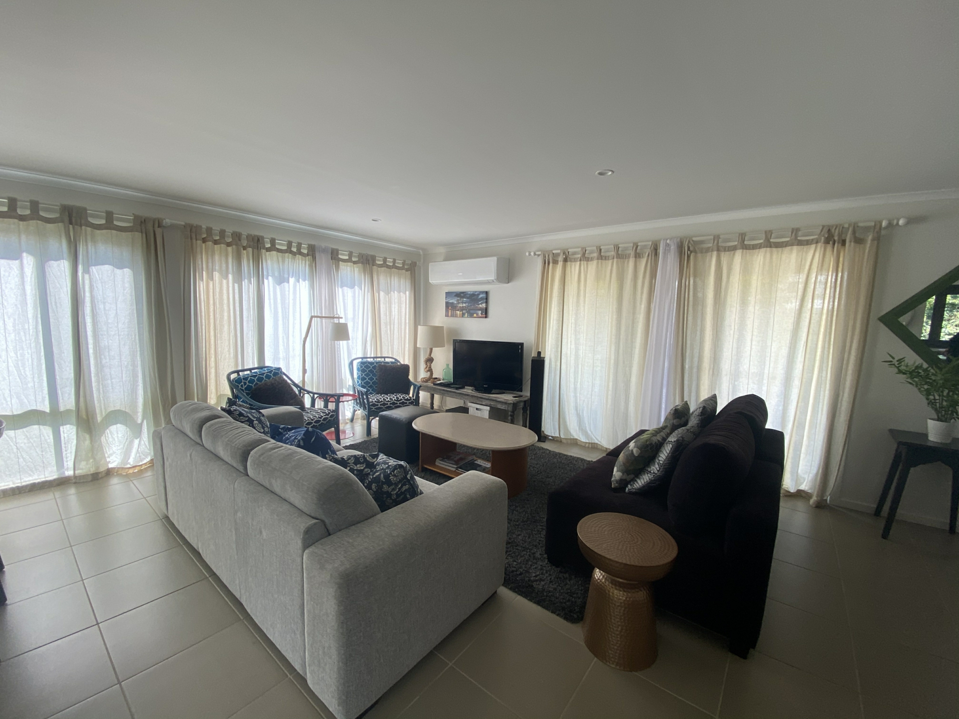 63 Sandy Place, LONG BEACH