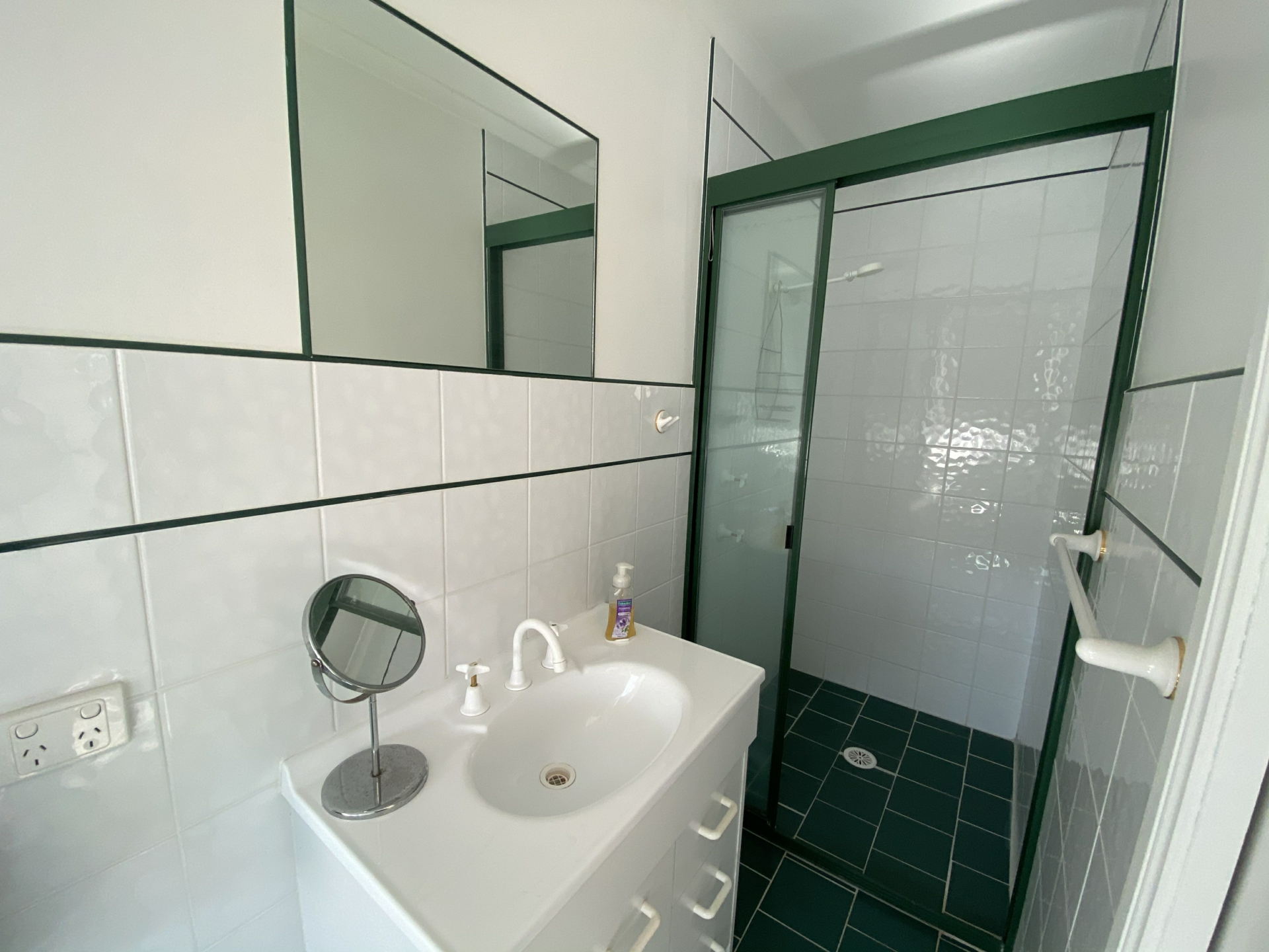 63 Sandy Place, LONG BEACH