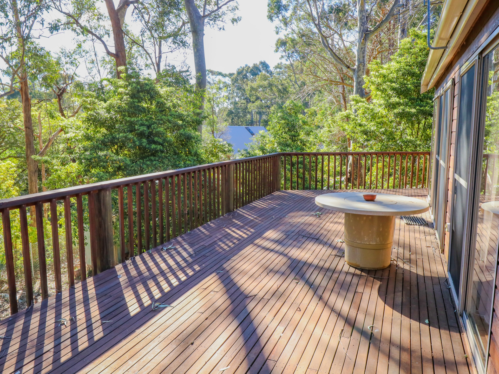 27 Northcove Road, LONG BEACH