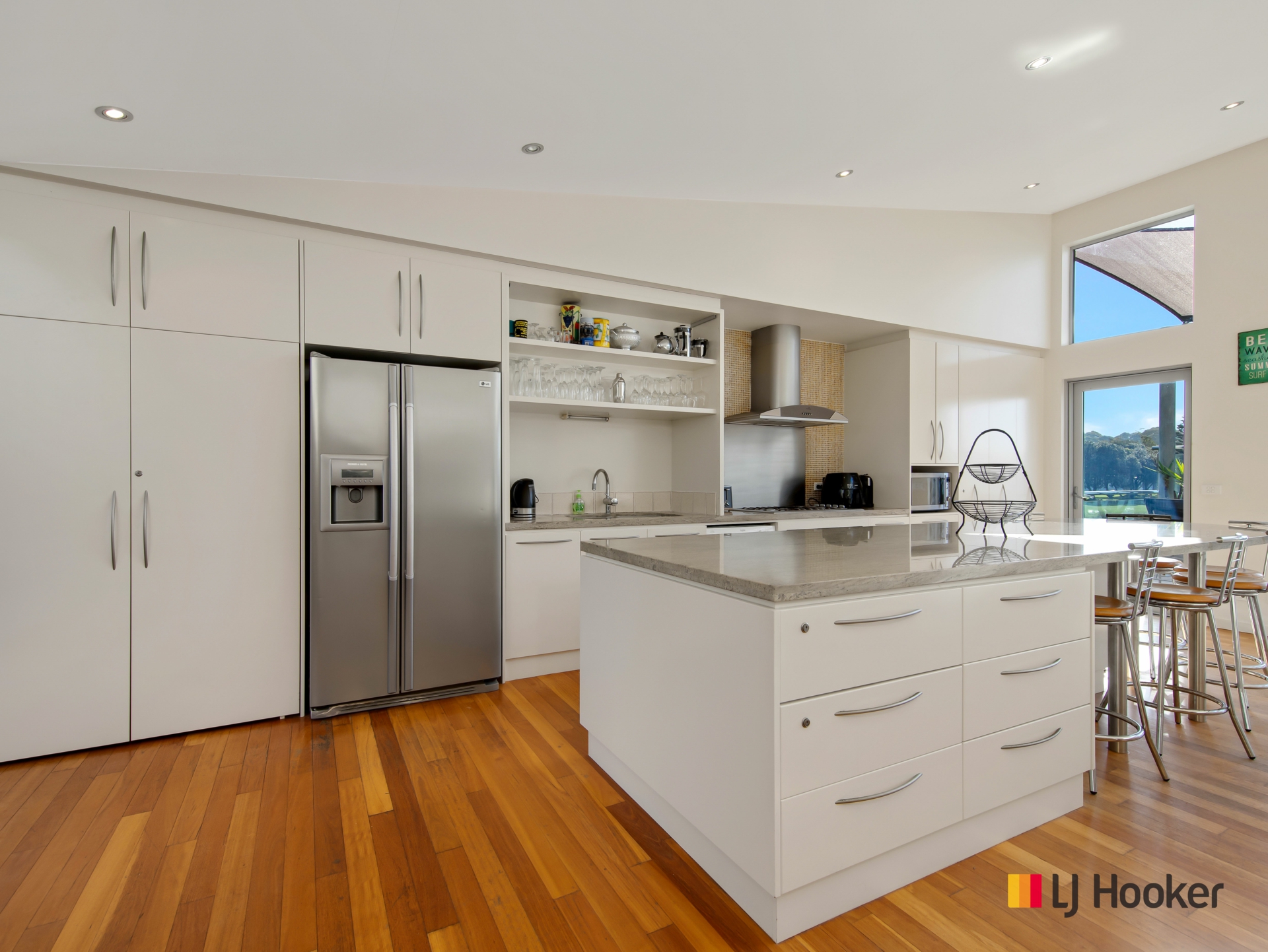 69B Pyang Avenue — photo 2 of 30