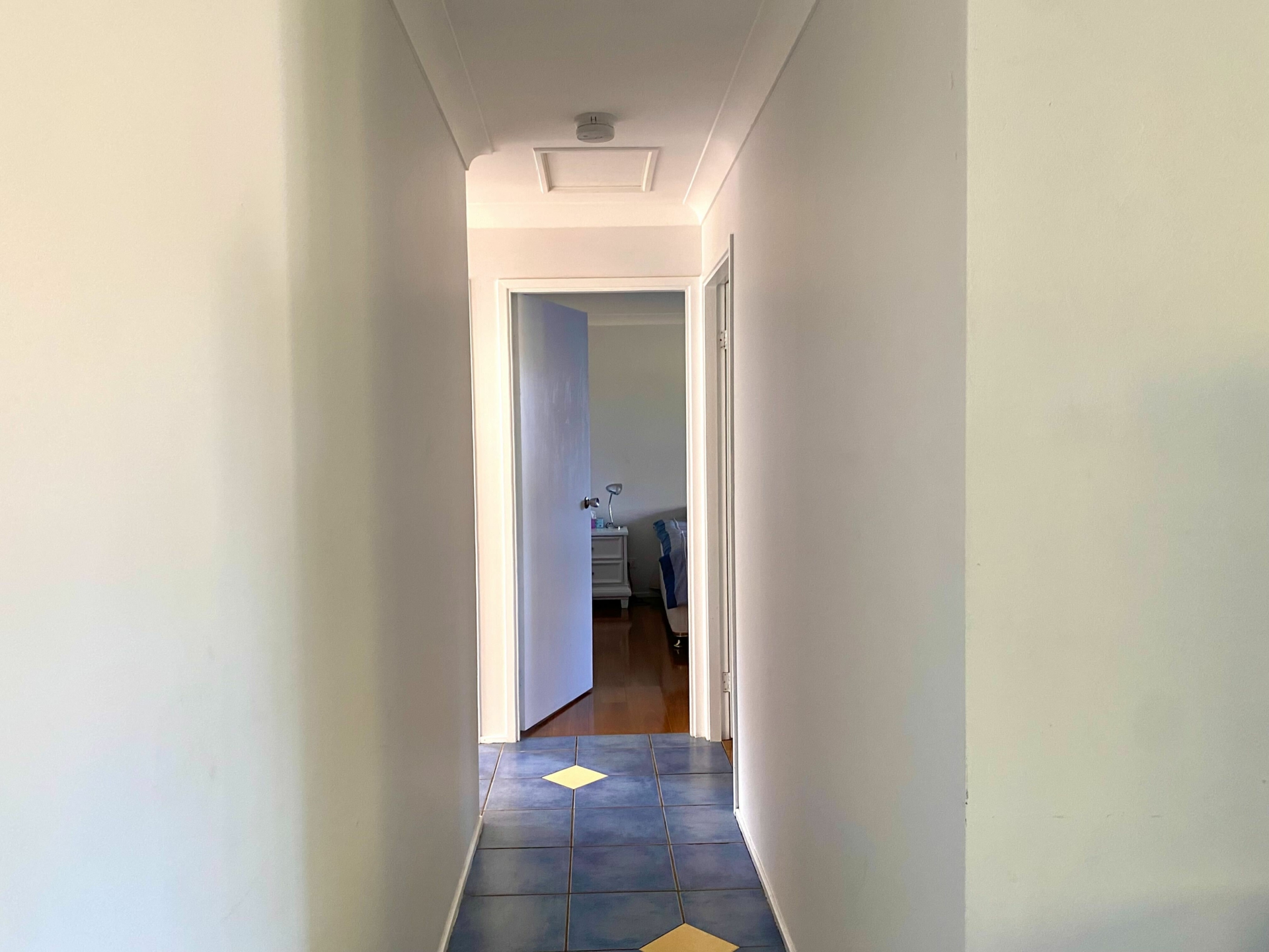 10 Tallawang Avenue — photo 4 of 9