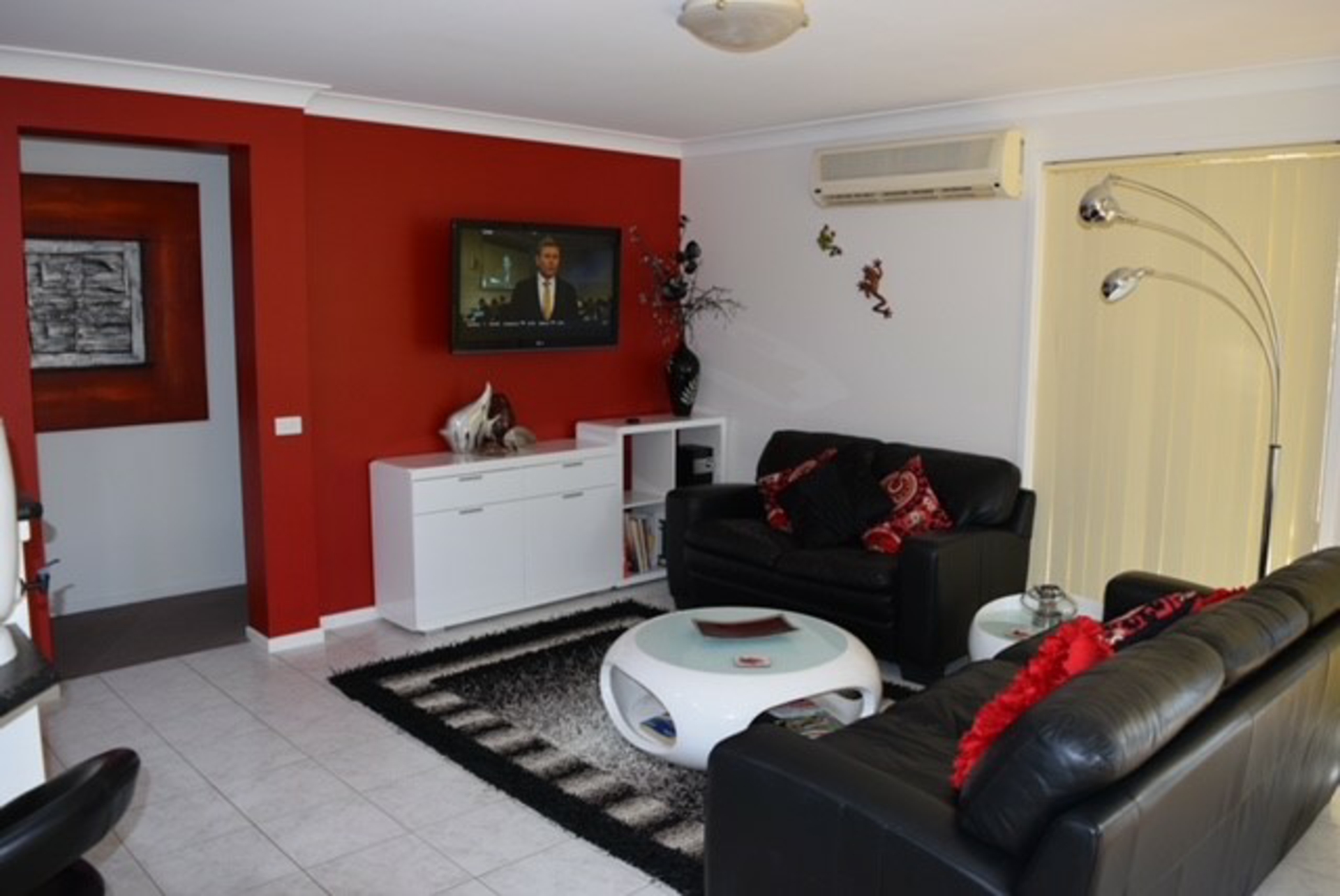 6 Barrani Place — photo 2 of 23
