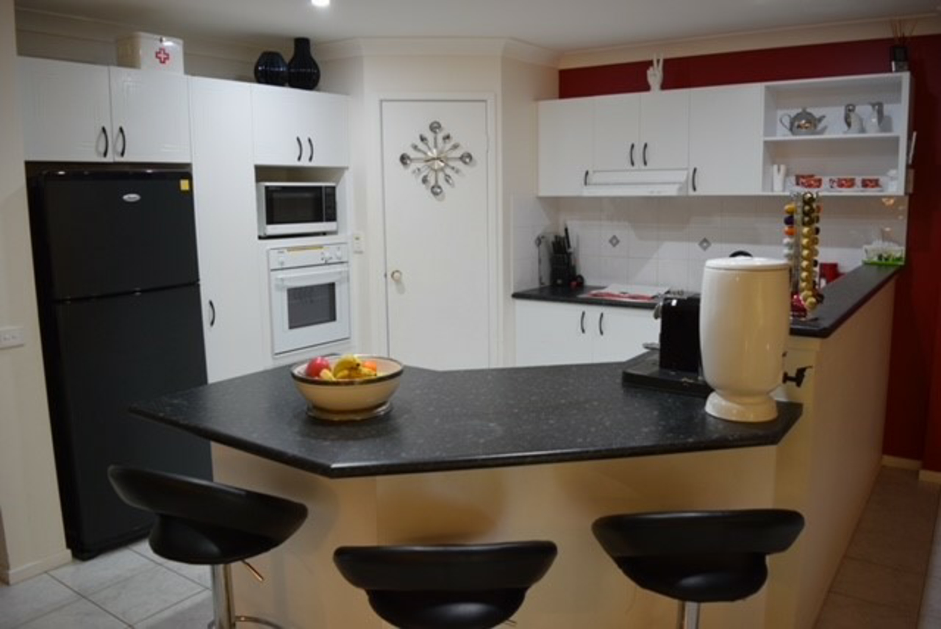 6 Barrani Place — photo 5 of 23