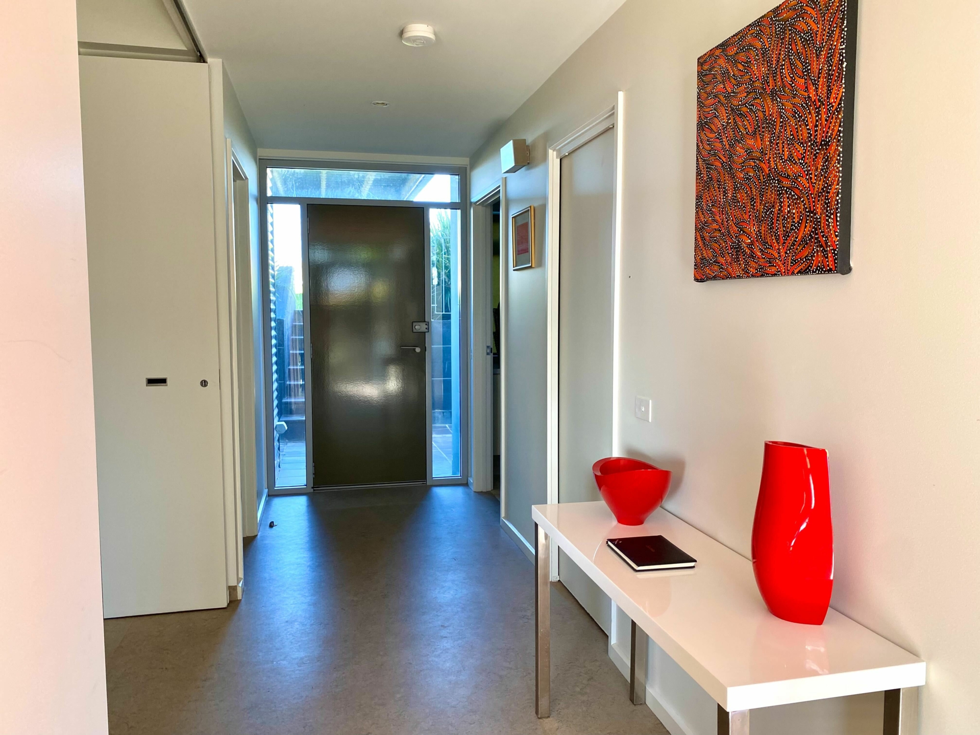52 Illabunda Drive — photo 3 of 27