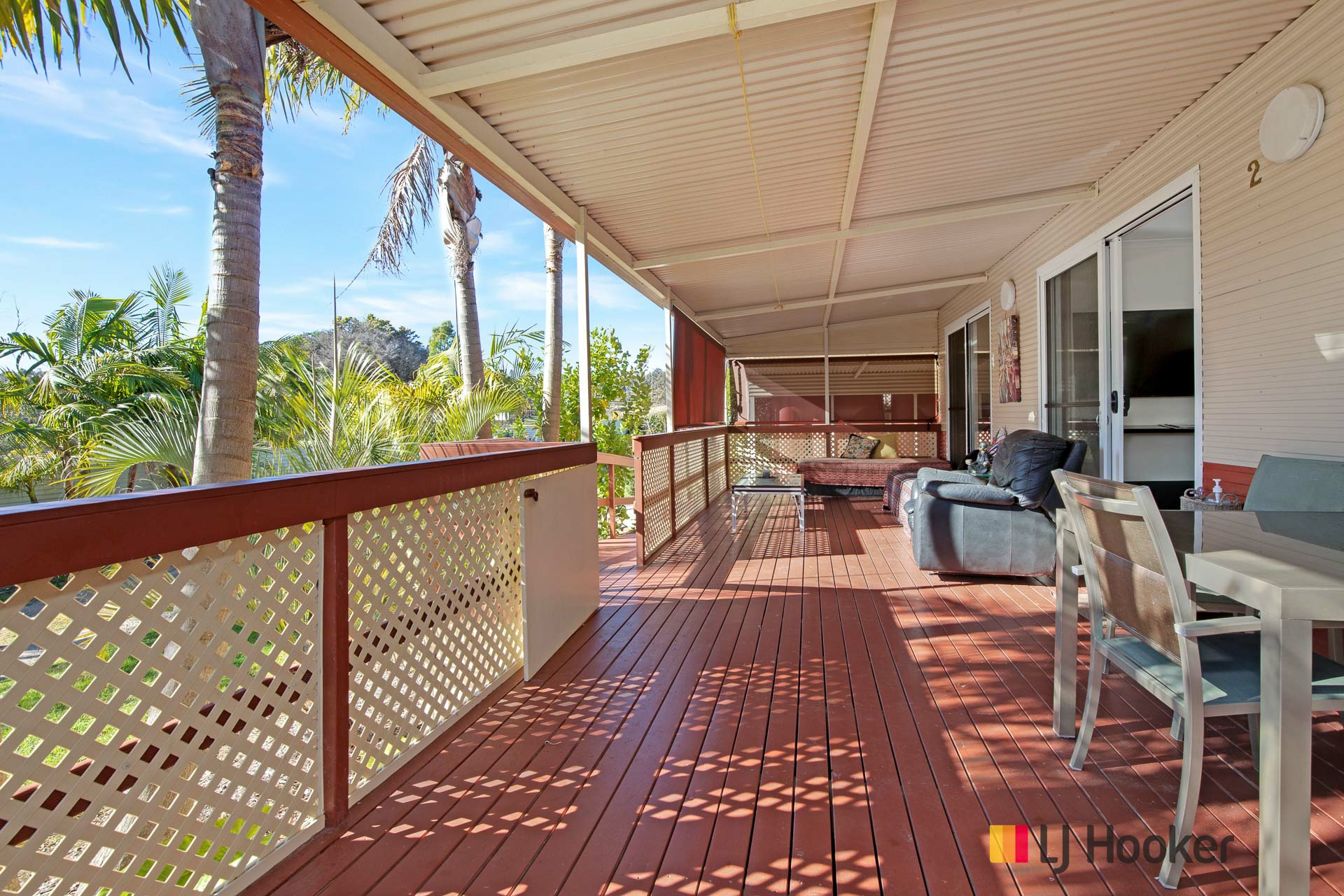 2/476 Tomakin Road — photo 4 of 24