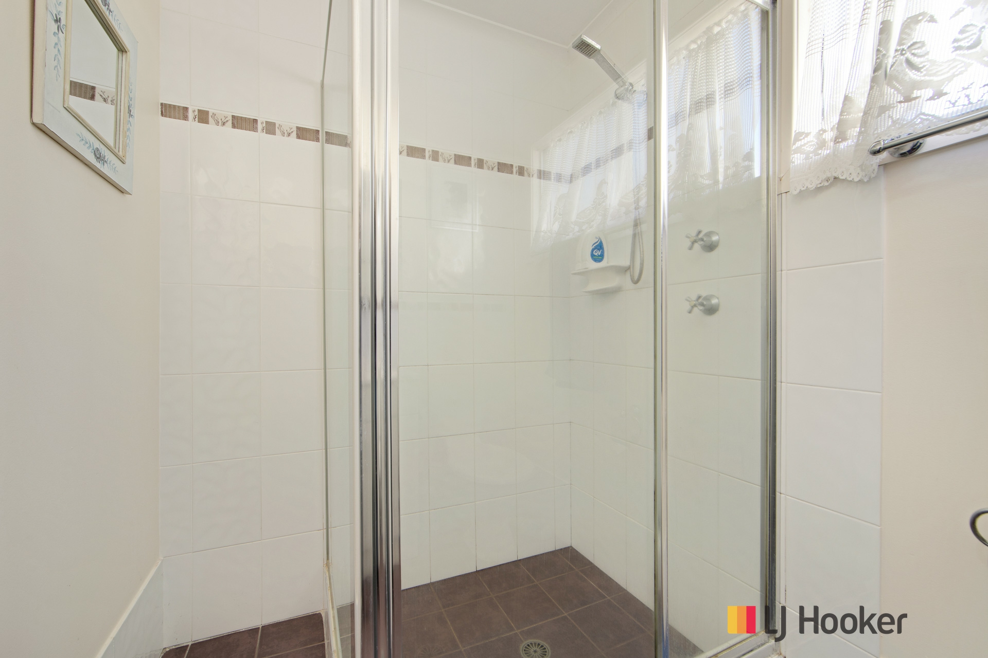 2/476 Tomakin Road — photo 12 of 24