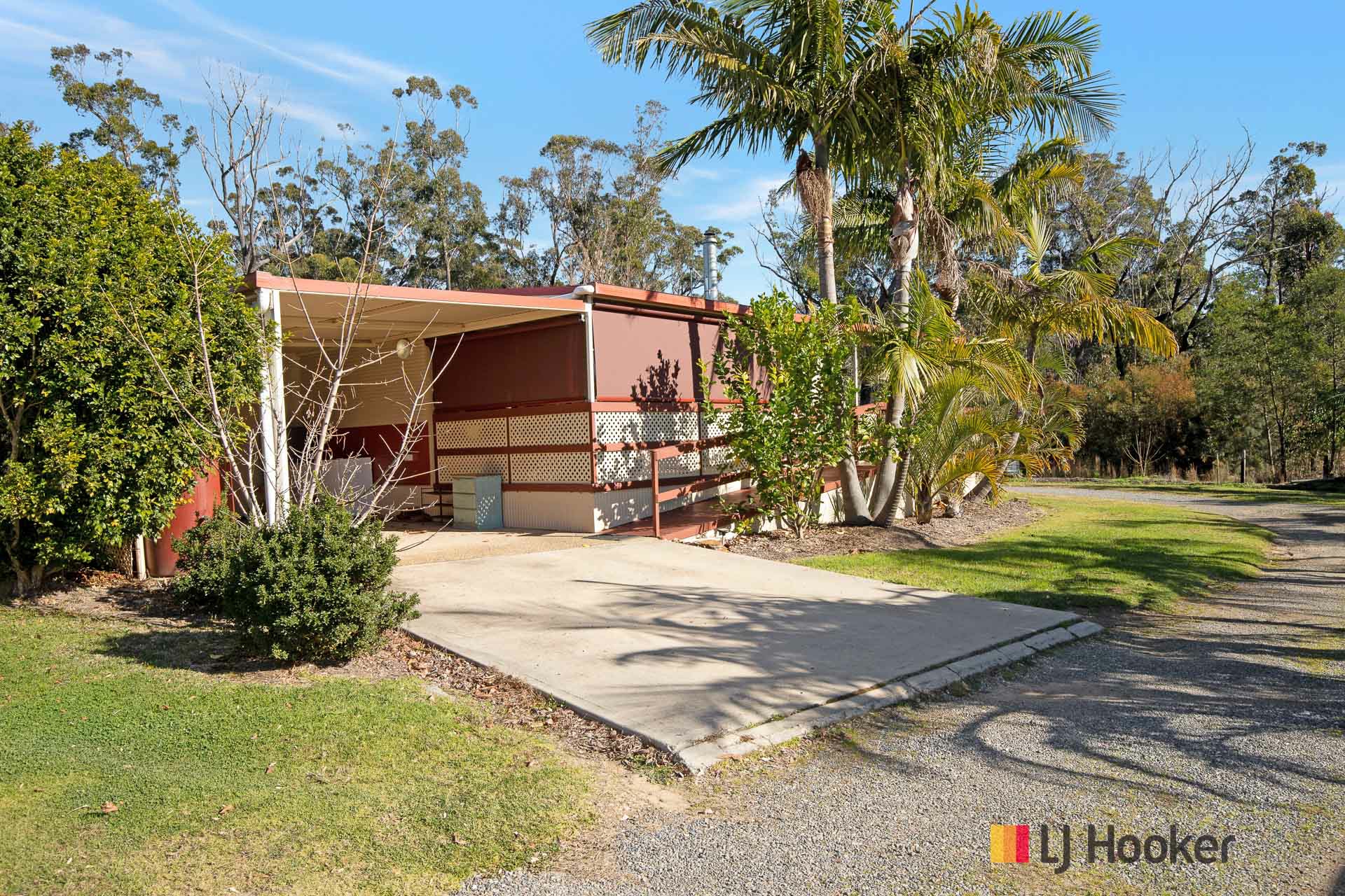 2/476 Tomakin Road — photo 14 of 24
