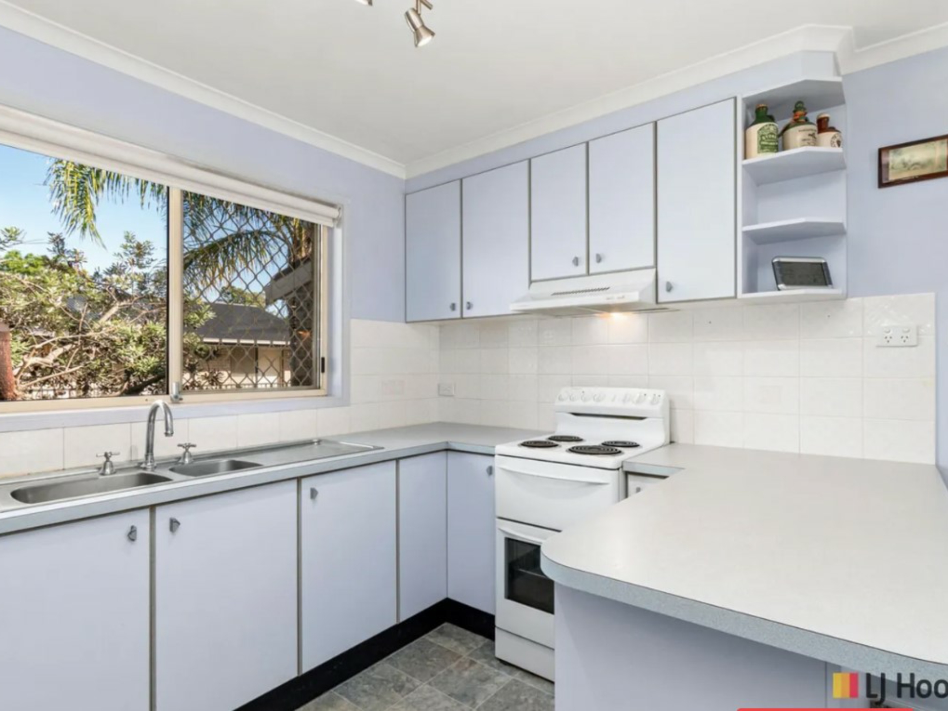18/9 South Street, BATEMANS BAY