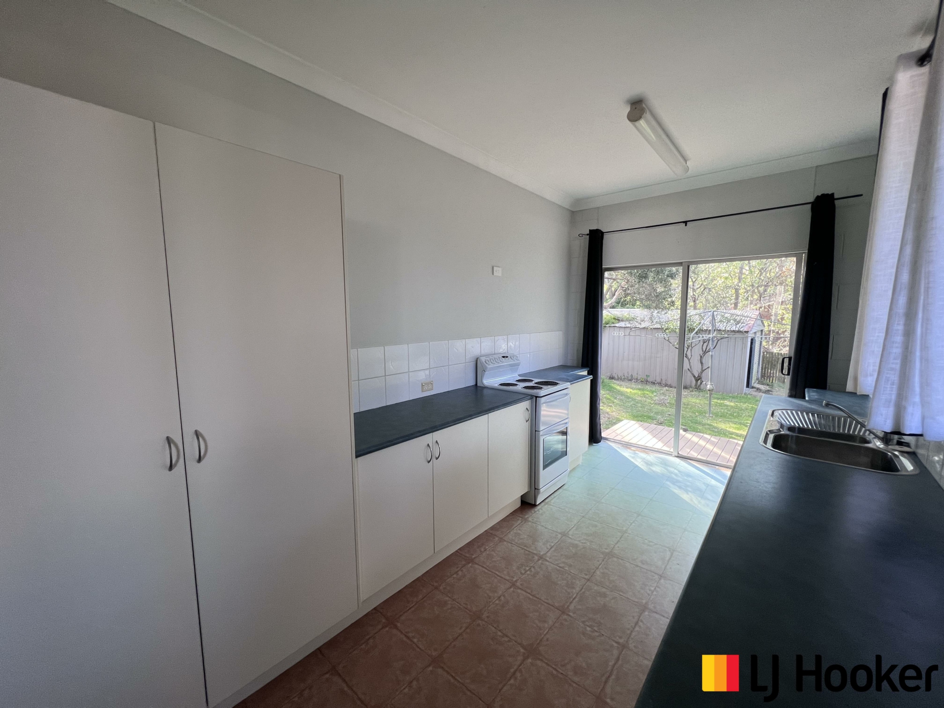 30A Yugura Street, MALUA BAY