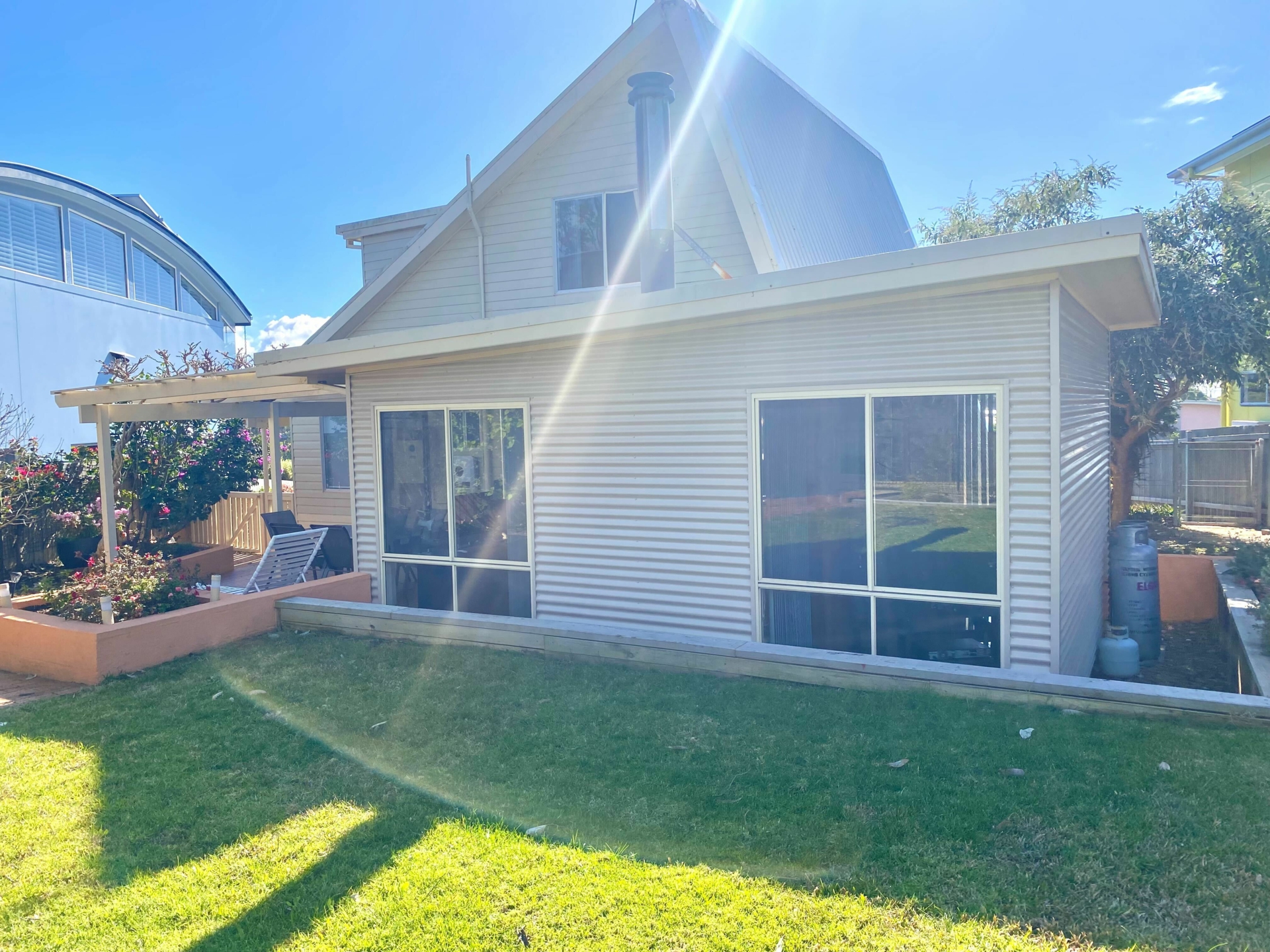 84 Illabunda Drive — photo 14 of 22