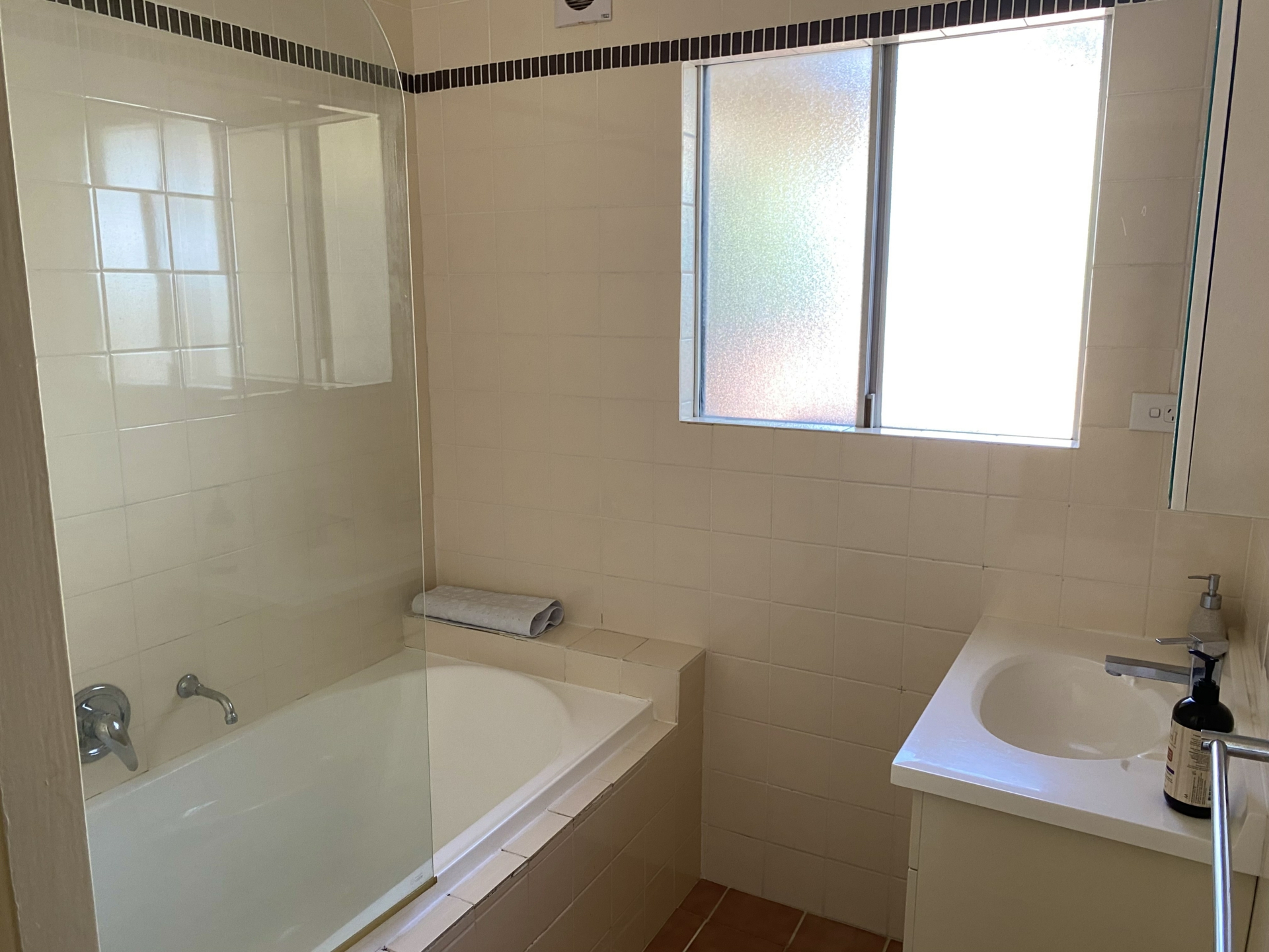 84 Illabunda Drive — photo 19 of 22