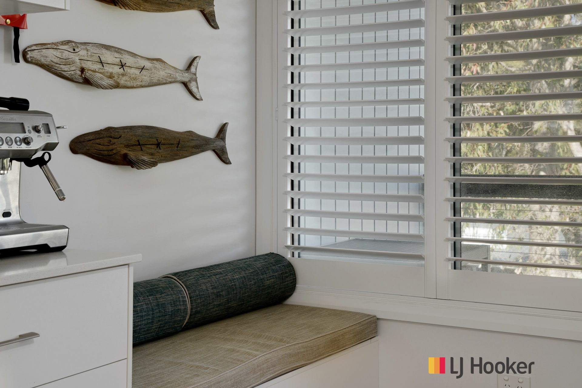 641 Beach Road, SURF BEACH