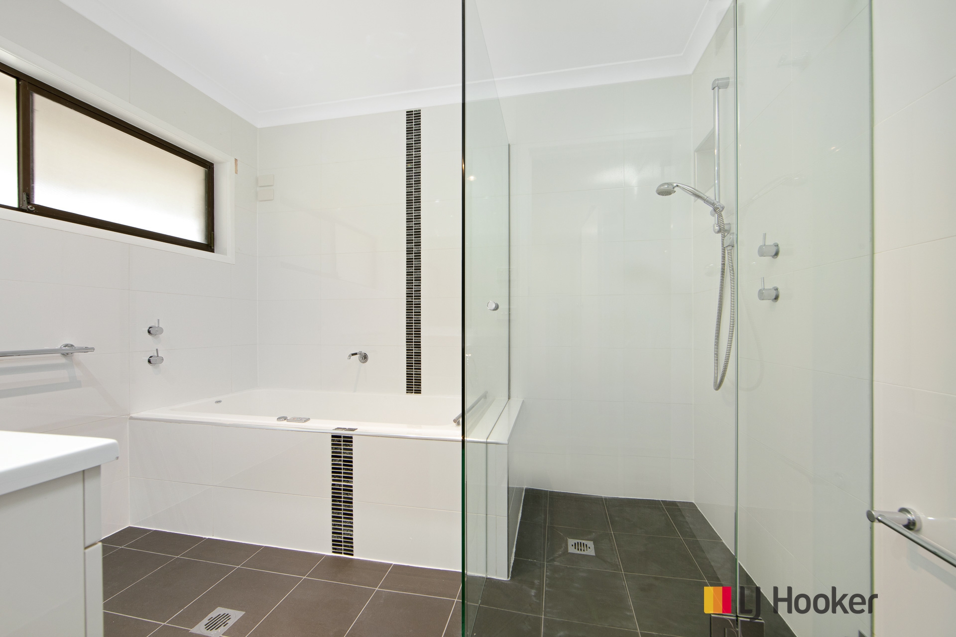 17 Foam Street, SURFSIDE